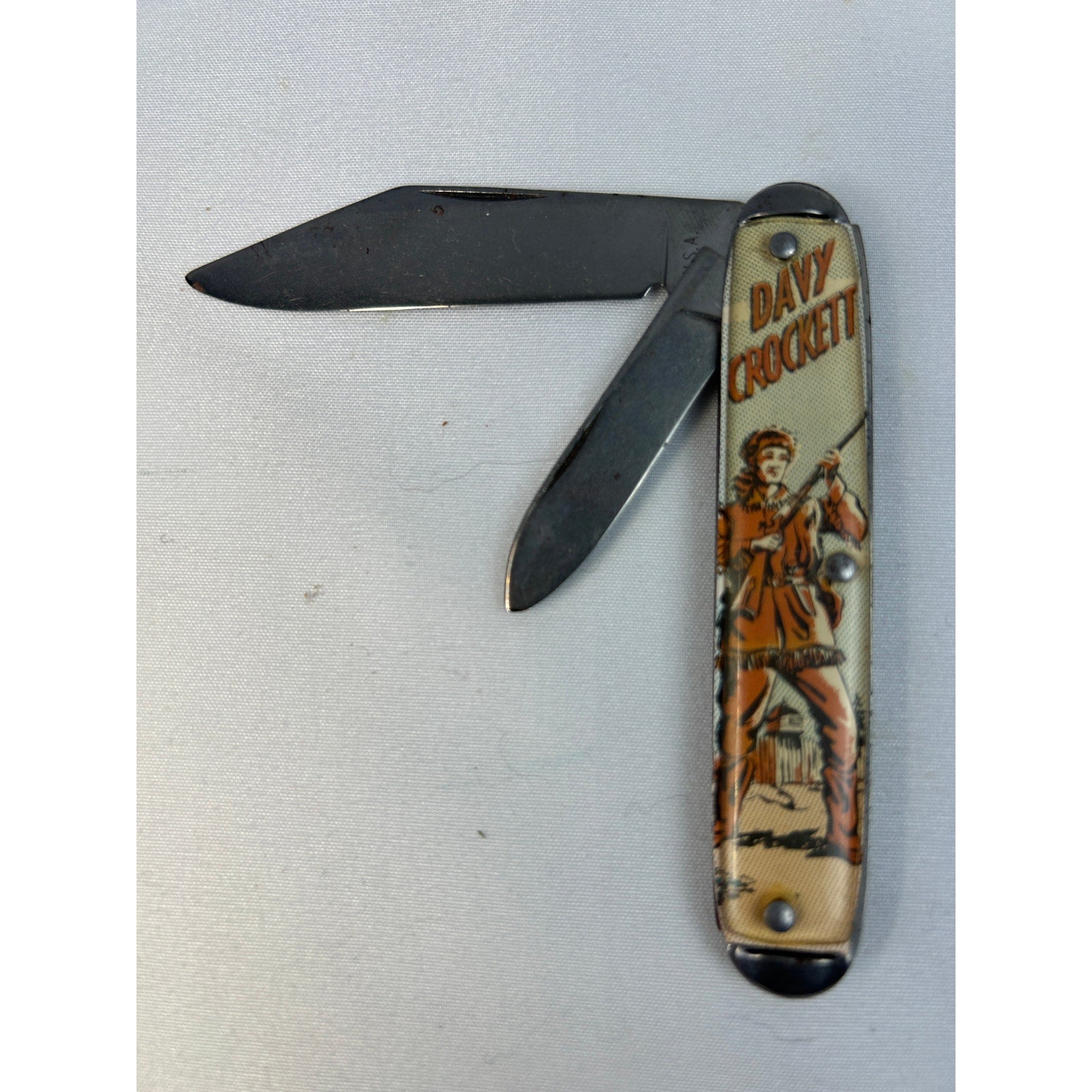 Vintage Davy Crockett USA Two Blade Pocket Knife Graphic Handles