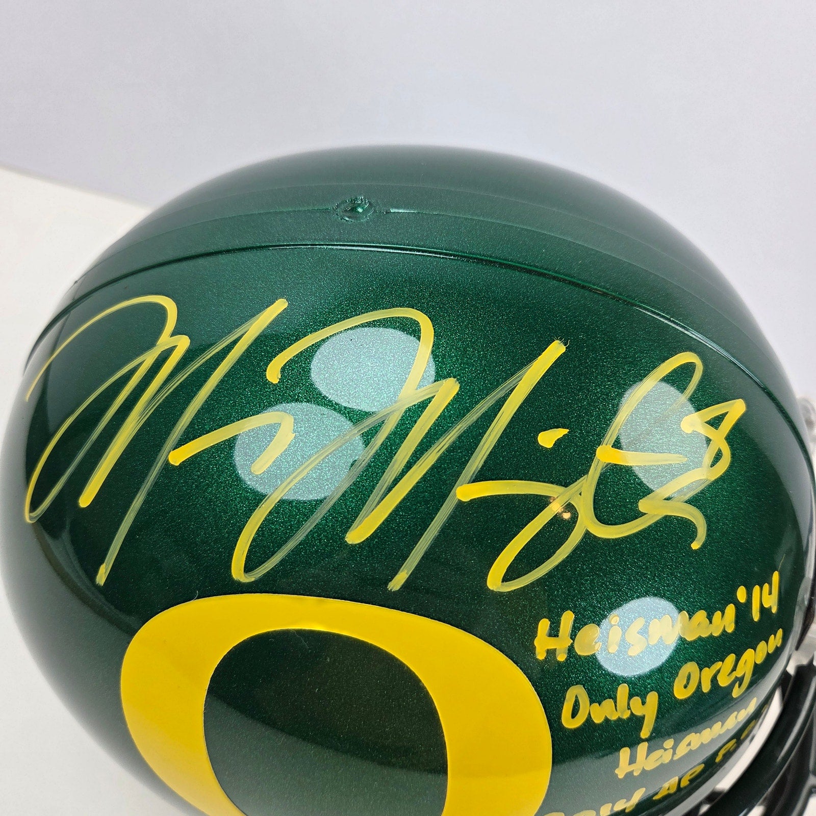 Marcus Mariota Heisman Autographed Oregon Ducks Replica Helmet JSA COA w/ Box