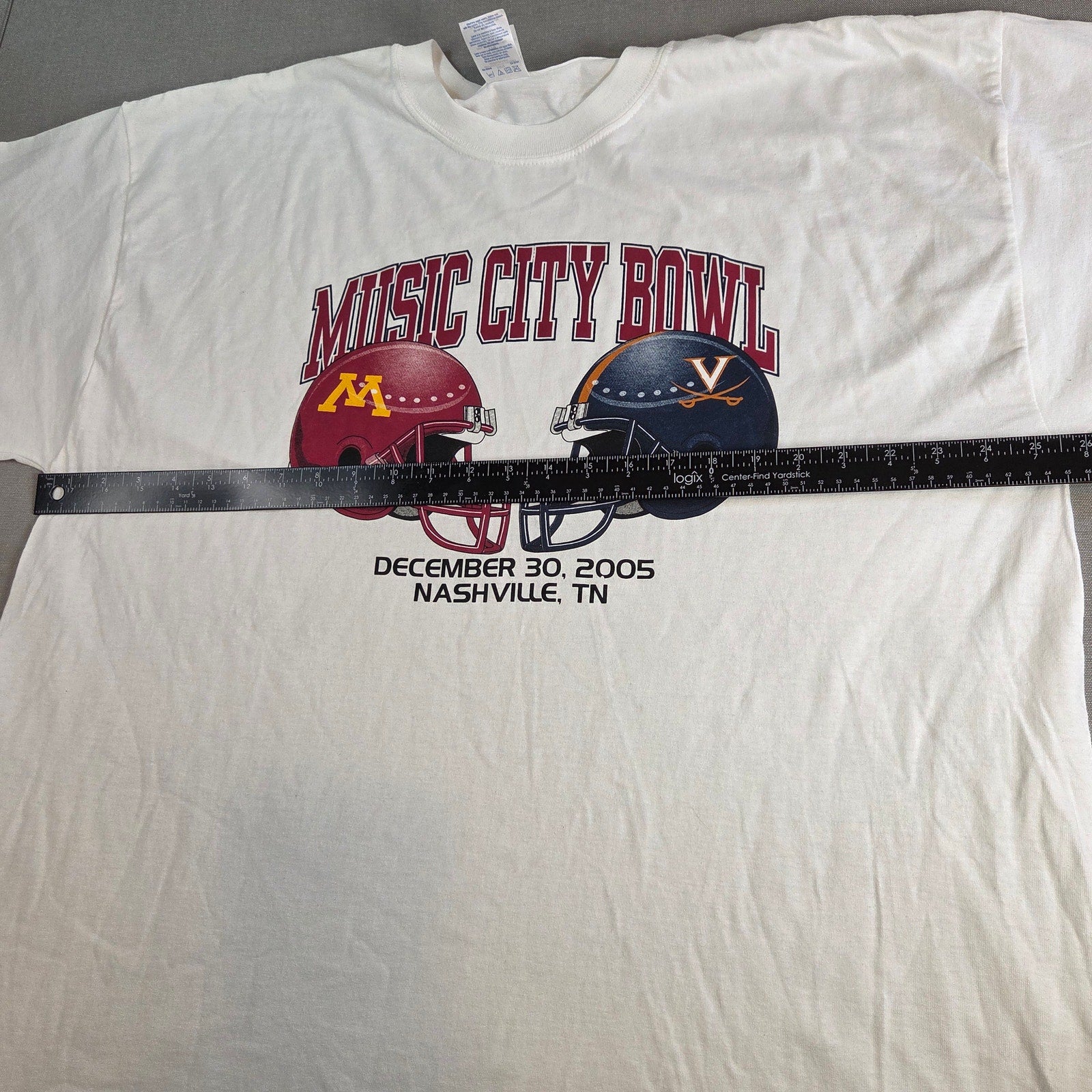 2005 Music City Bowl T-Shirt XXL Gildan Minnesota vs Virginia December 30