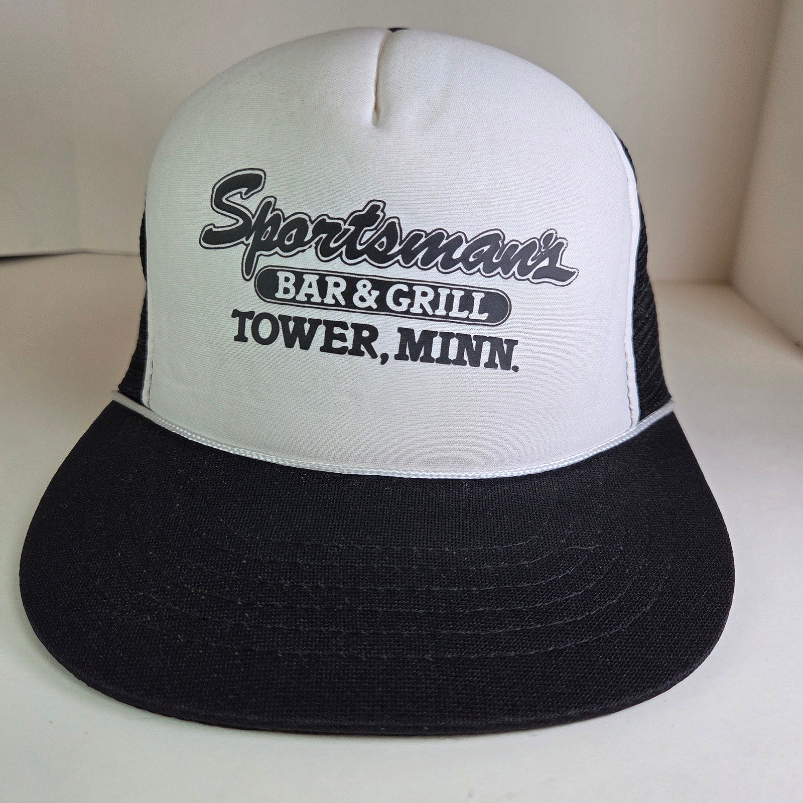 Vintage Sportsman’s Bar & Grill Tower MN Trucker Hat Snapback 80s Mesh Cap