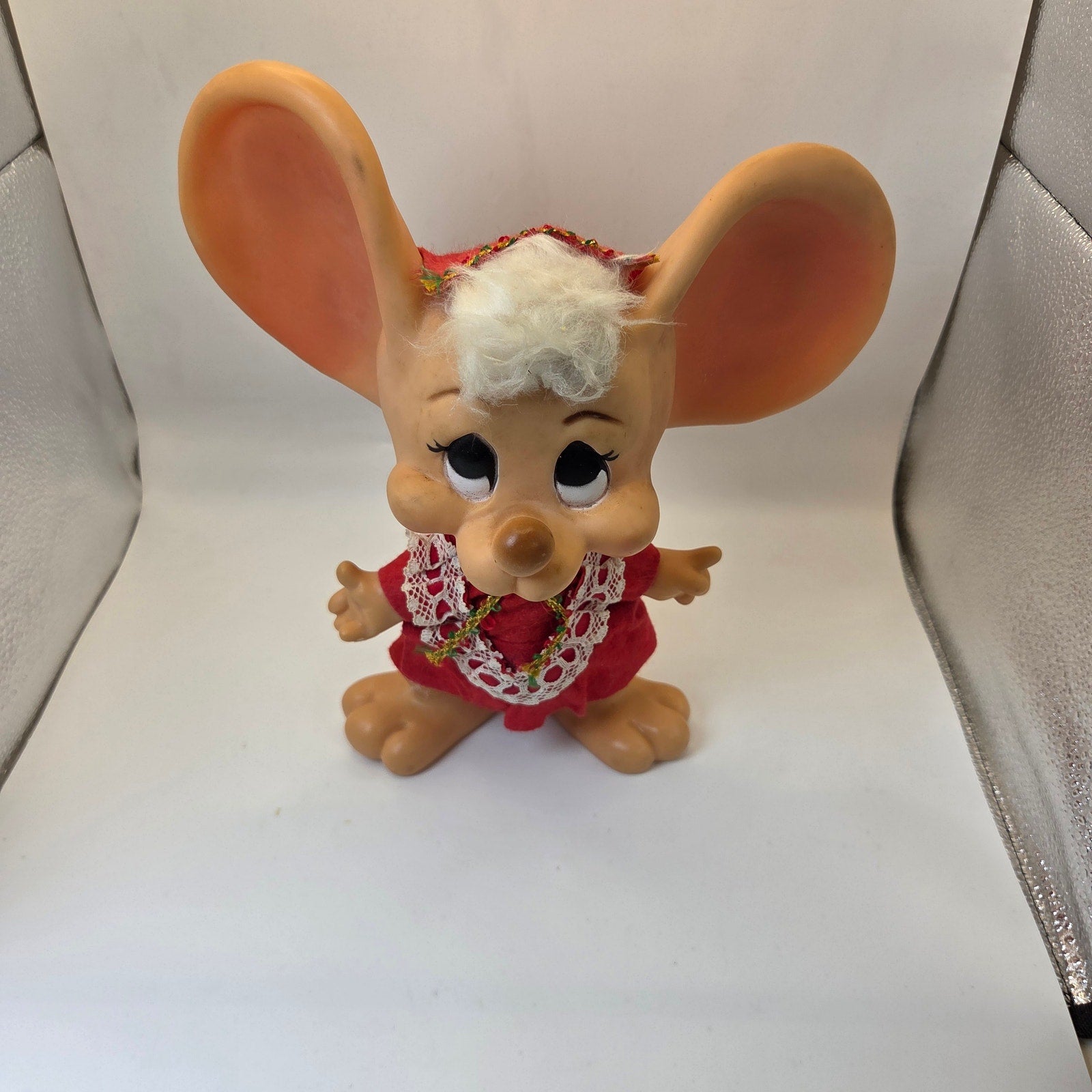Huron Products Co Vintage Mouse Holiday Figure Large Ears Rotating Head