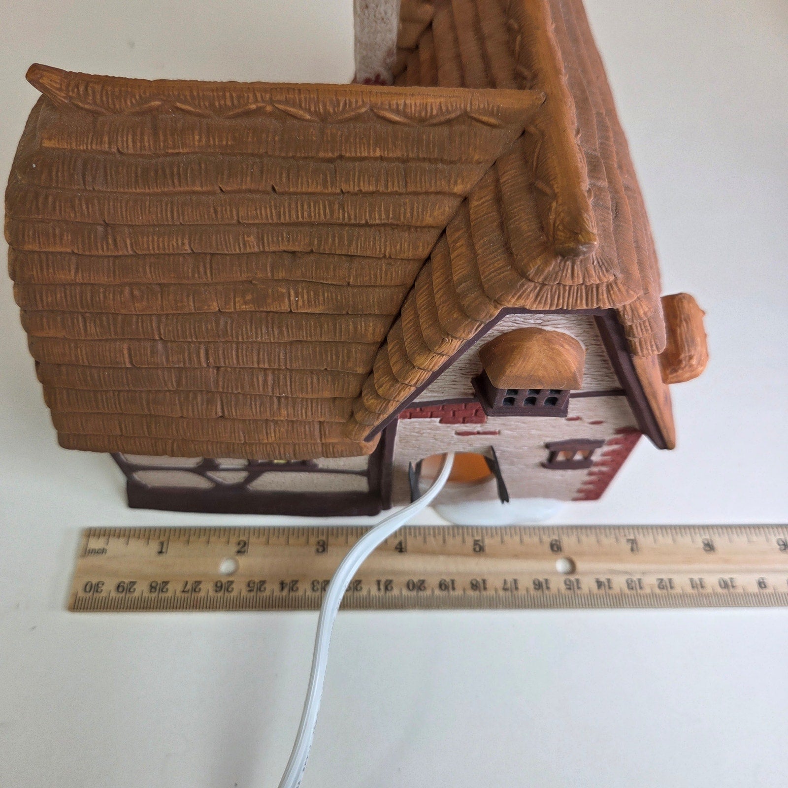 Dept 56 Dickens' Village Cobb Cottage Lighted Building 1991 w/ Box