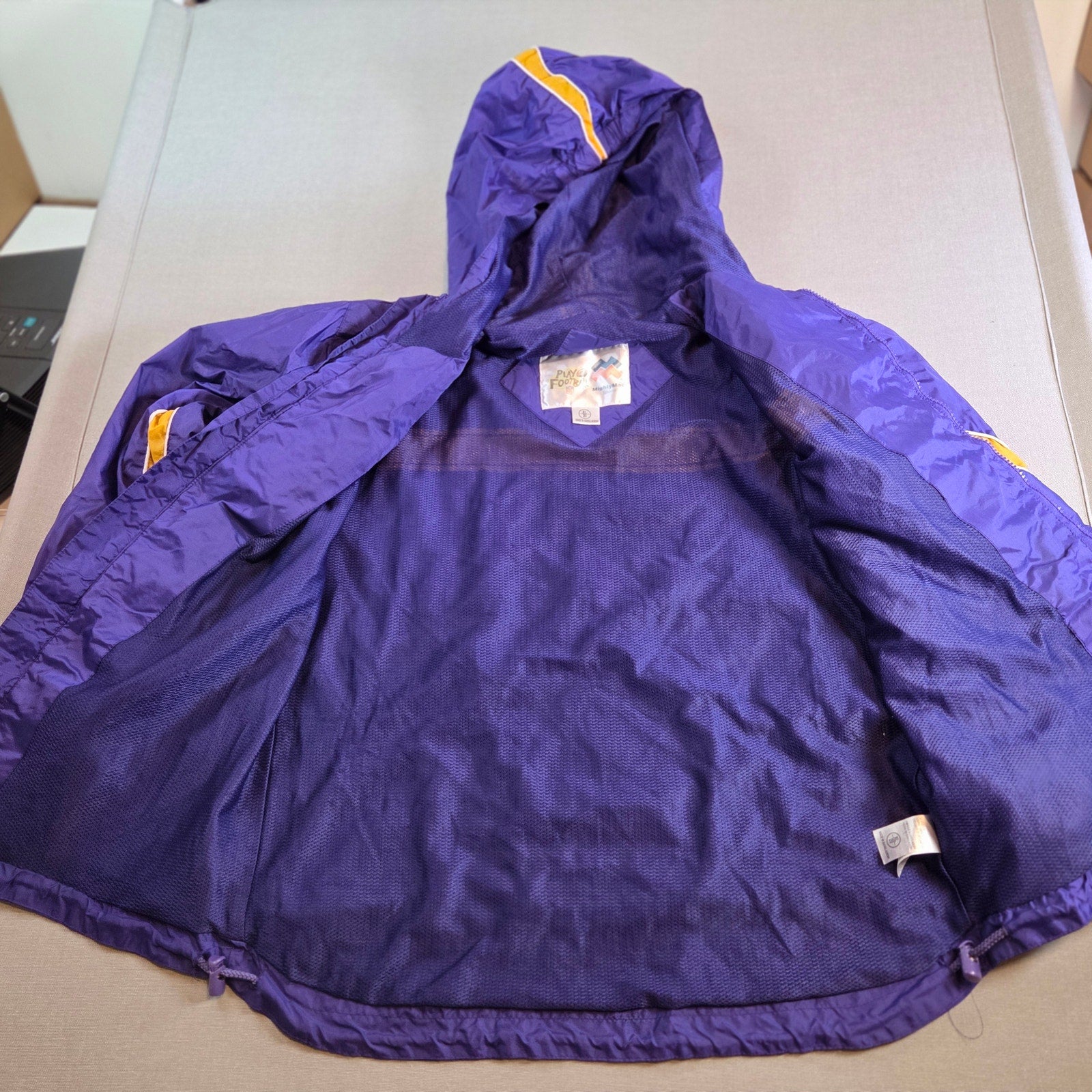 Vintage Minnesota Vikings Mighty Mac NFL Youth XL Hooded Windbreaker Jacket