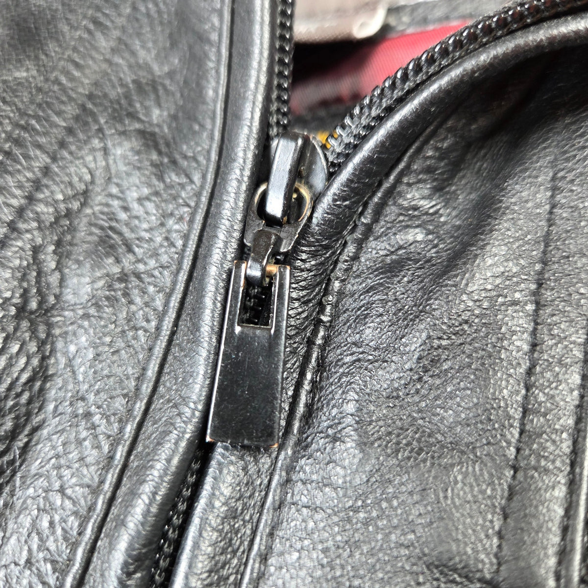 Wilsons Leather Women's M Belted Leather Jacket 3M Thinsulate Black Zip