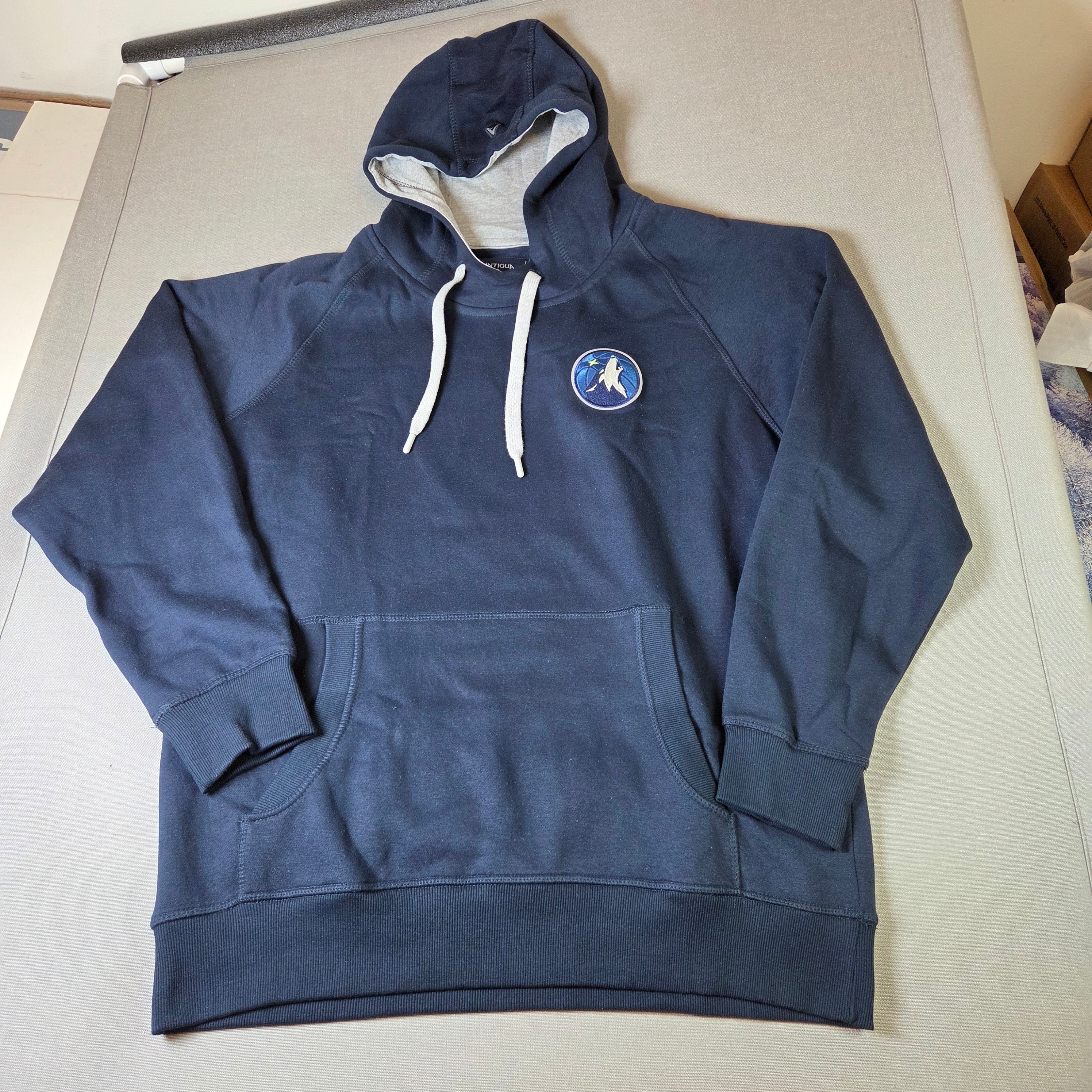 Antigua Minnesota Timberwolves Navy Blue Pullover Hoodie XL NWT NBA