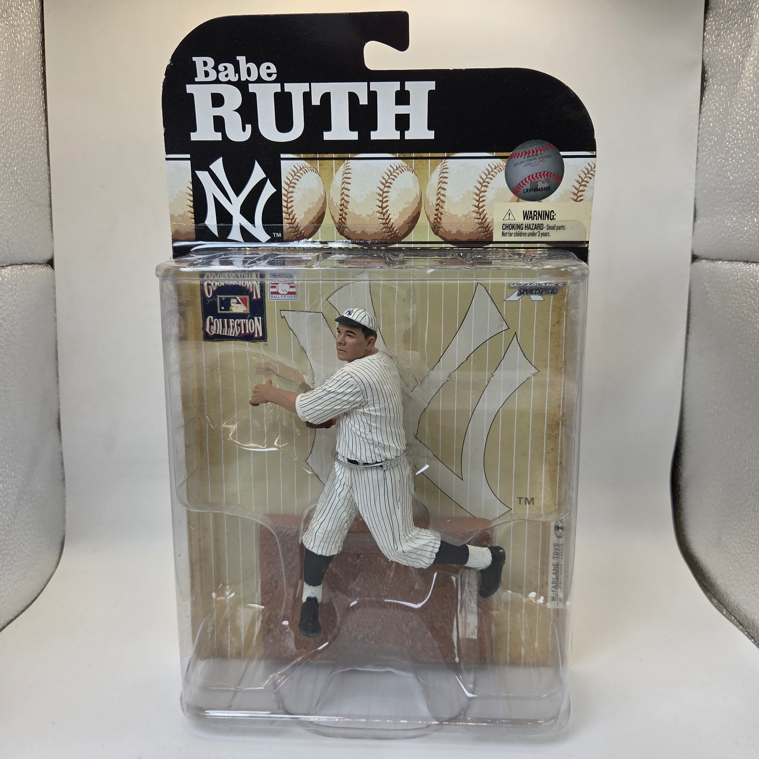 McFarlane Babe Ruth Yankees Cooperstown Collection Figure 2009 NIP MLB