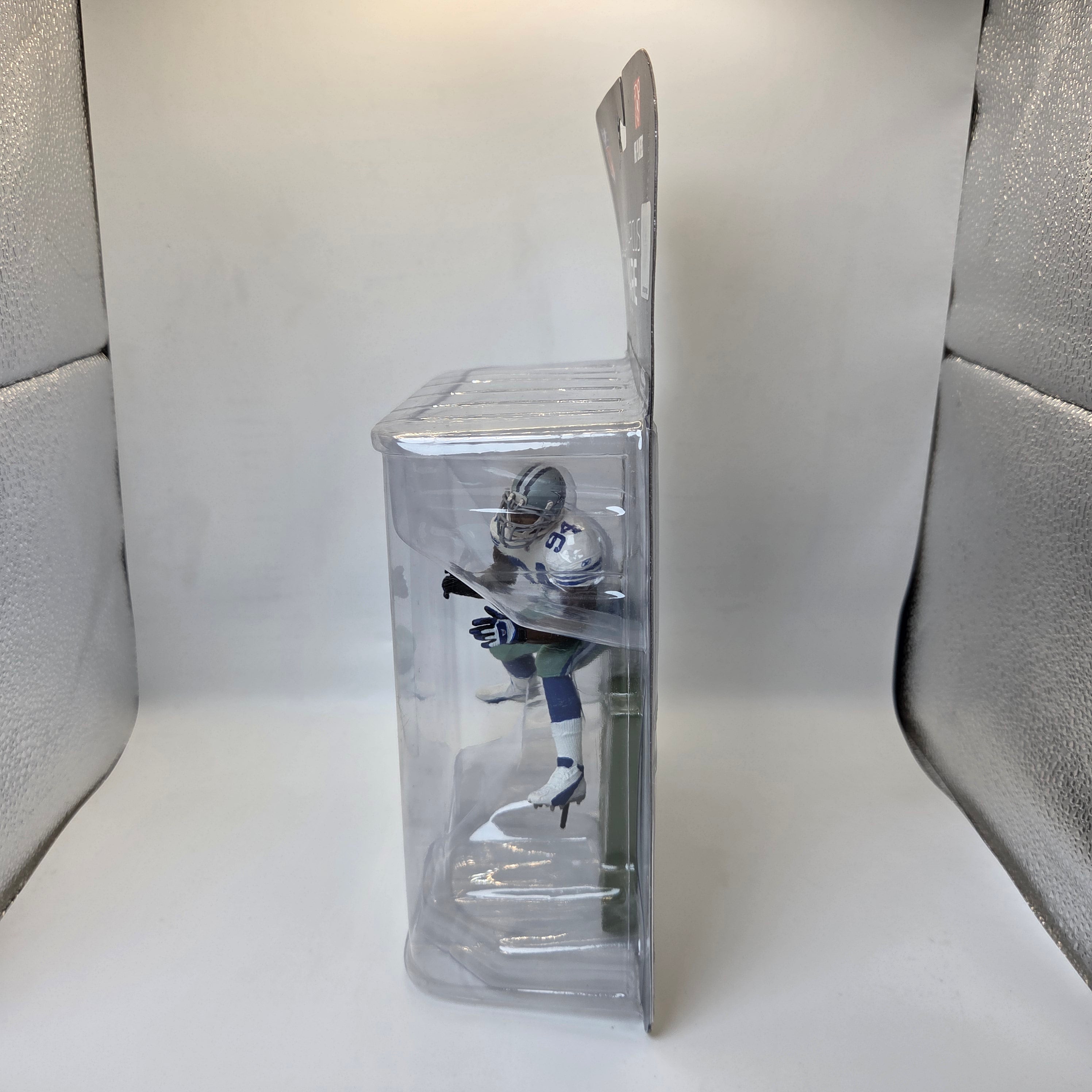 McFarlane DeMarcus Ware Cowboys NFL 2008 Sports Picks Debut Figure NIP