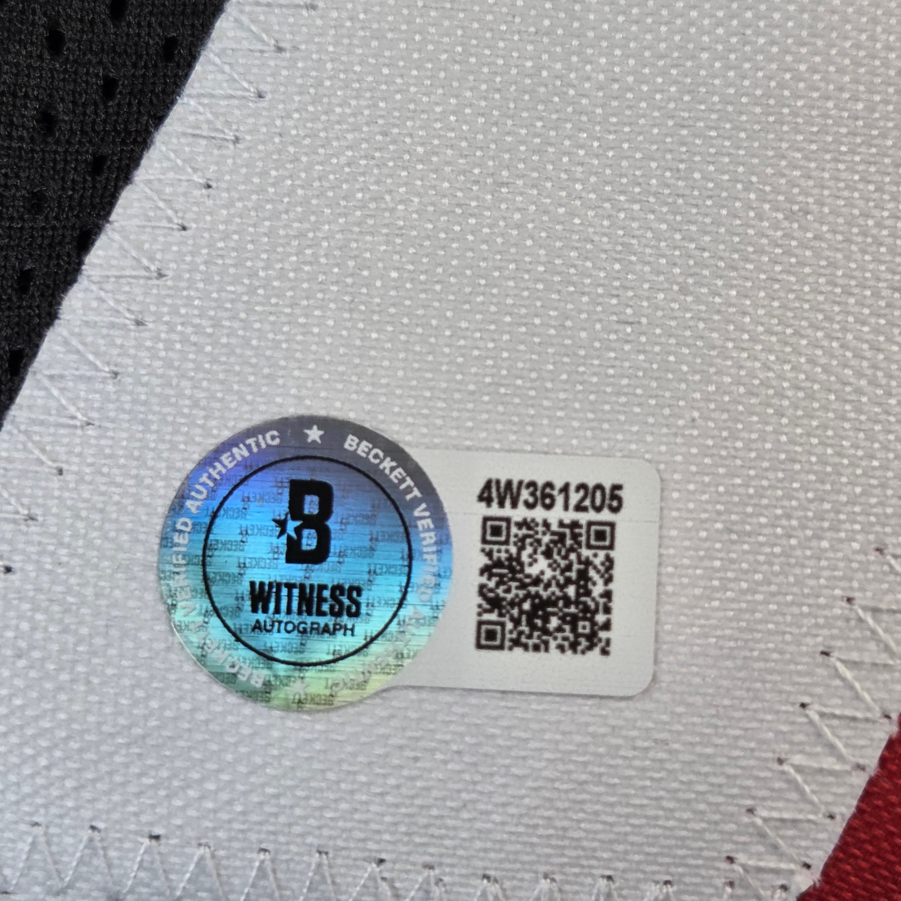 Bijan Robinson Signed Atlanta Falcons Custom Jersey BAS Witness Certified