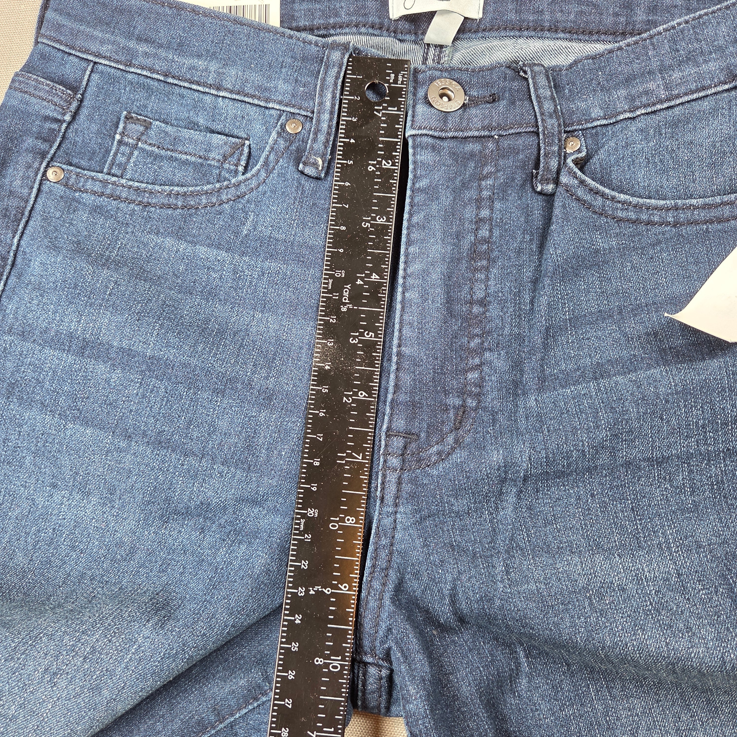 Jessica Simpson Bootcut Jeans Womens Size 4 Mid Rise Slight Flare Stretch
