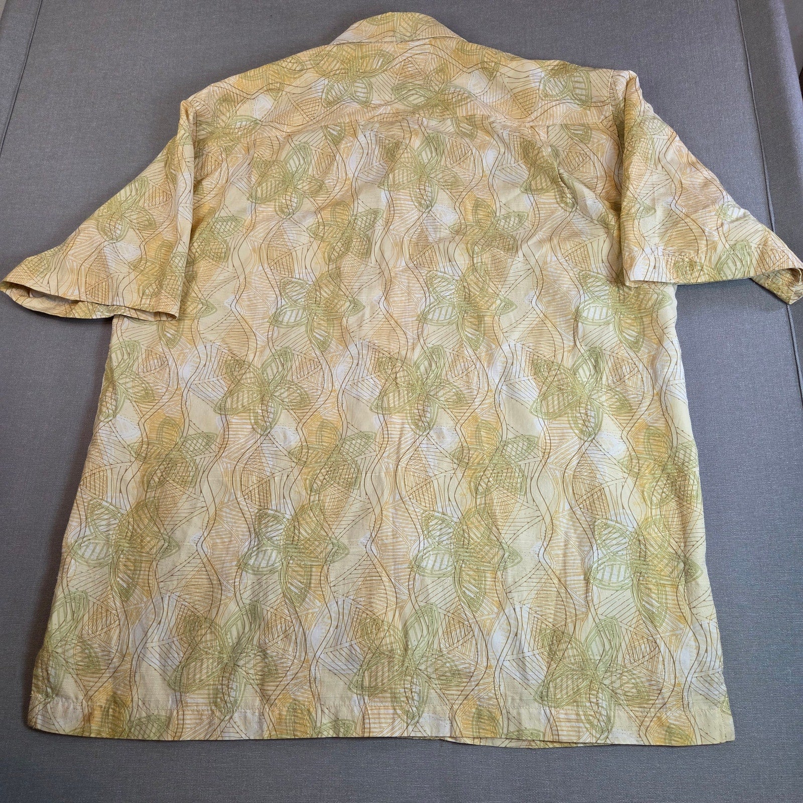 Tommy Bahama Silk Blend Camp Shirt Men’s L Yellow Abstract Palm Button Up