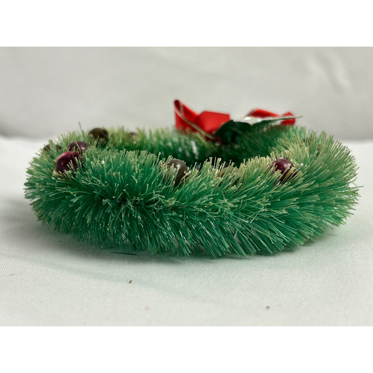 Vintage 1950s Japan Bottle Brush Christmas Wreath Mercury Glass Beads Foil Bow