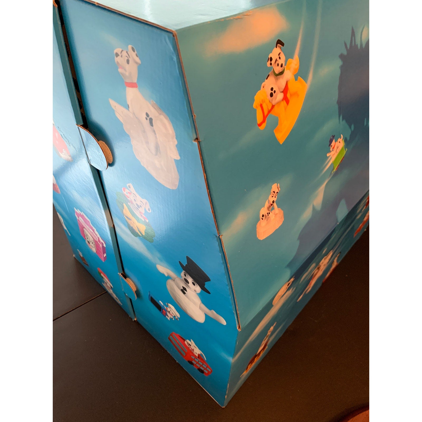 McDonald's Disney 102 Dalmatians Happy Meal Display Case w/ Sealed Toys 2000