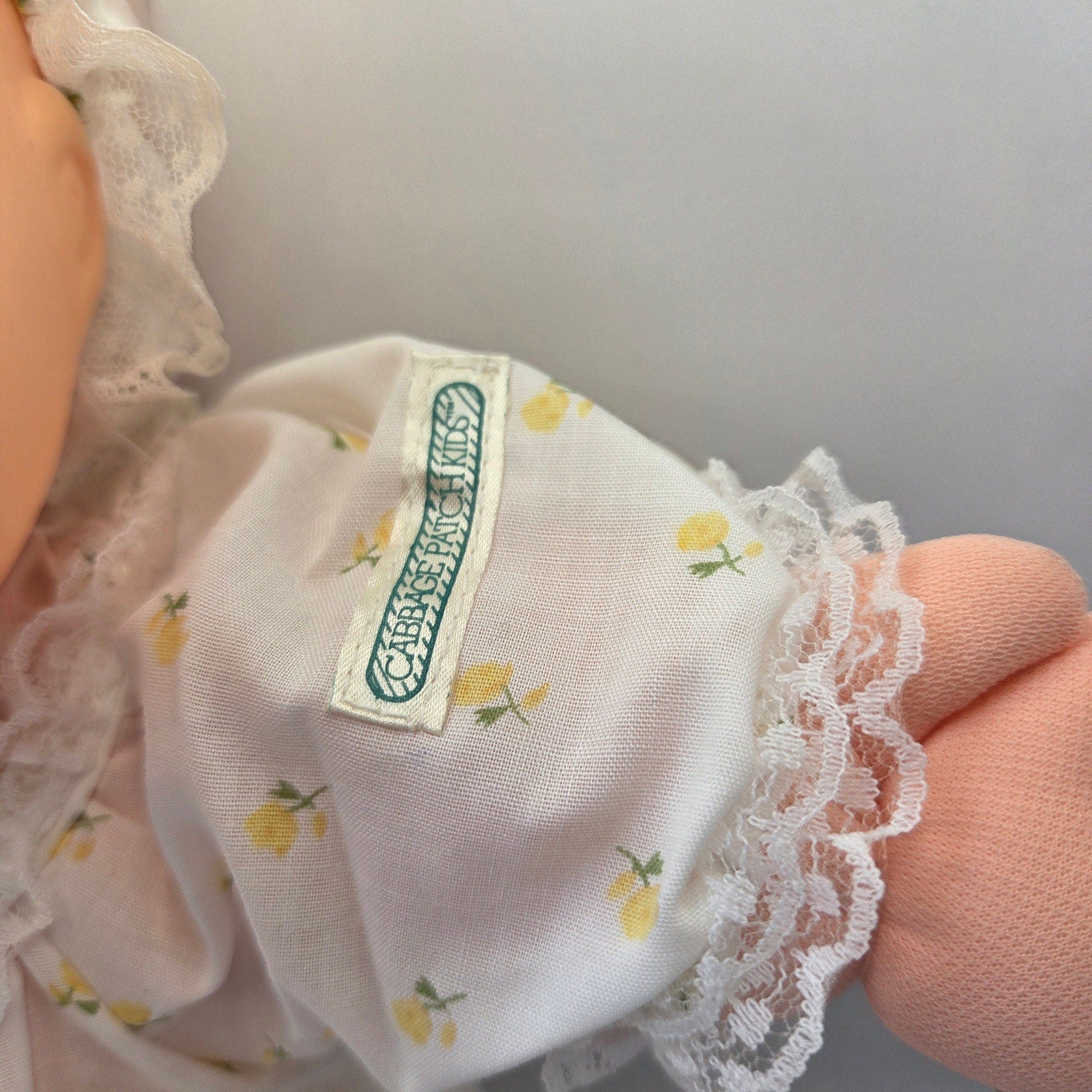 1984 Coleco Cabbage Patch Kids 14" Preemie Girl Doll Box Receipt Hong Kong