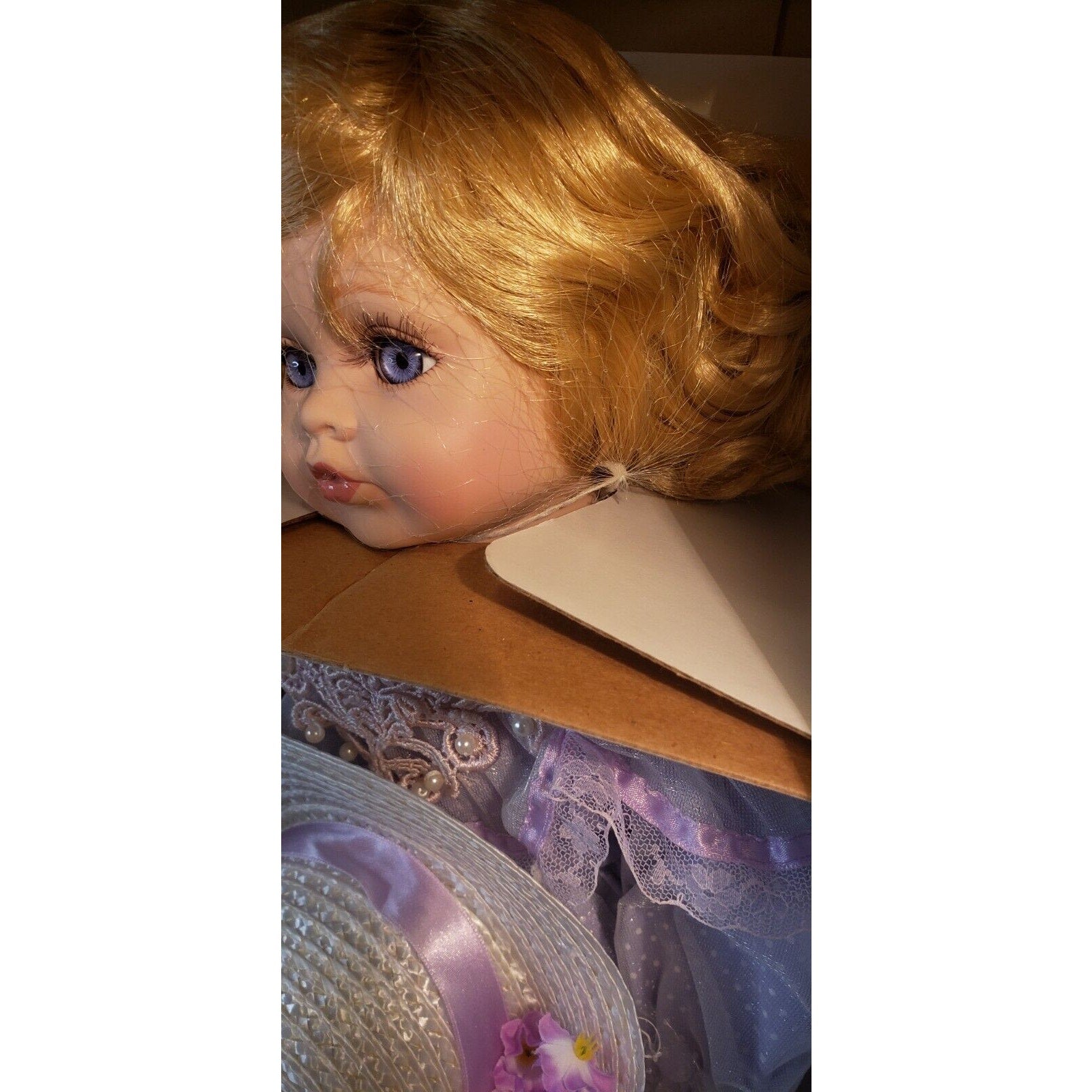 Tuss Little Companion Porcelain Doll Leah Limited Ed. 1670/4000 COA 21"