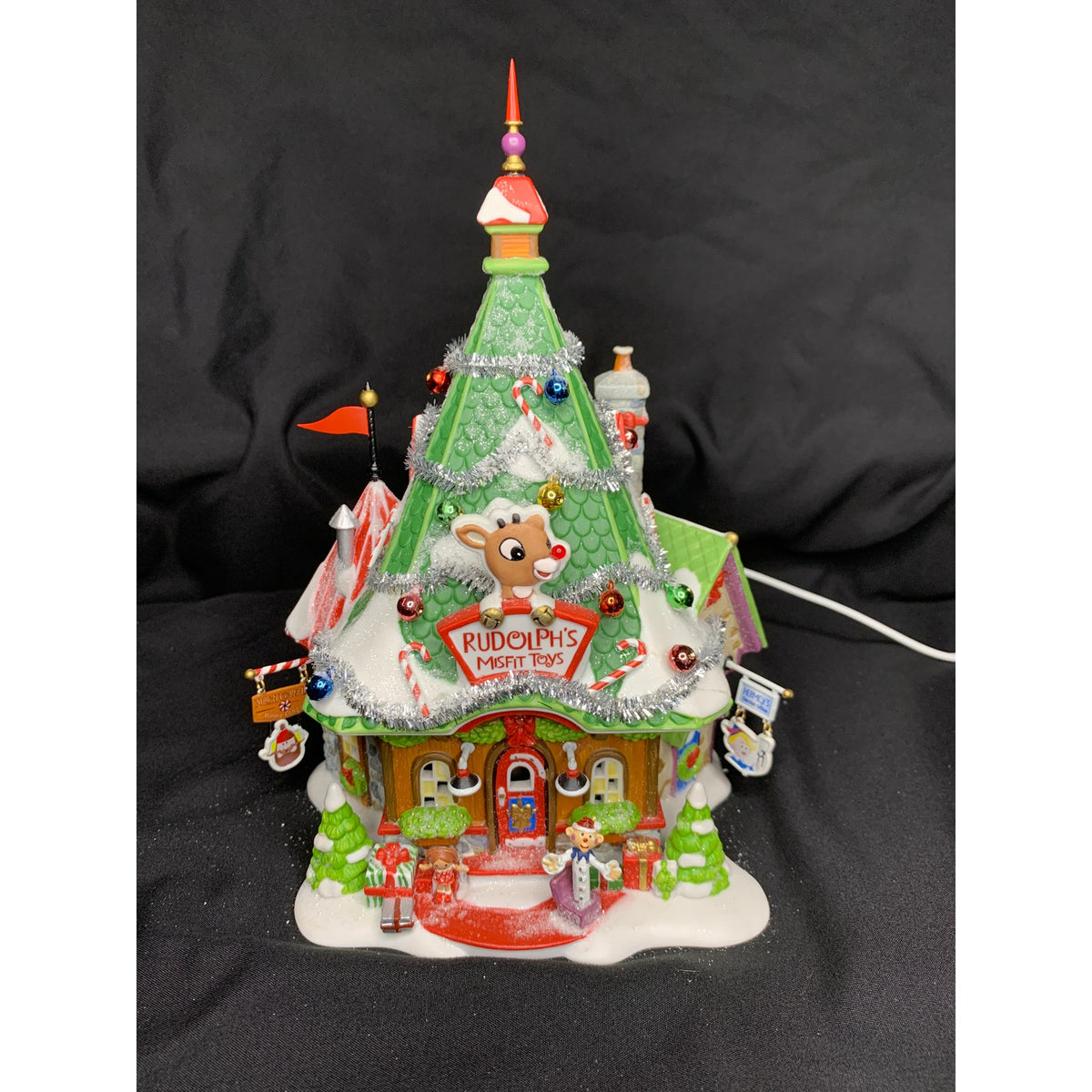 Dept 56 Rudolph’s Misfit Headquarters 56769 North Pole Village Lighted Box