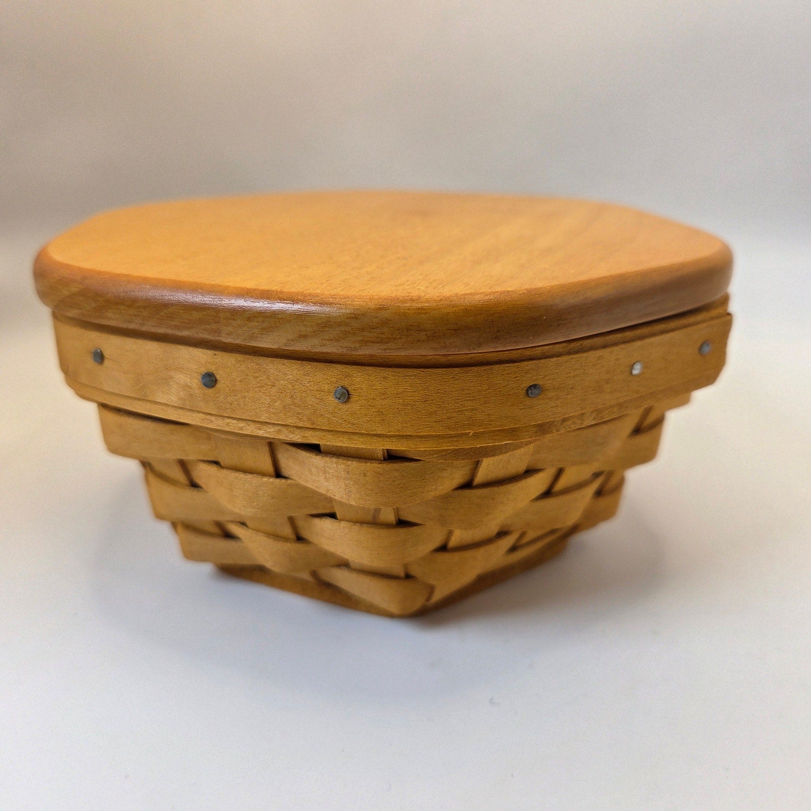 Longaberger 1998 7in Generations Basket 13757 Lid Protector Tie-On USA