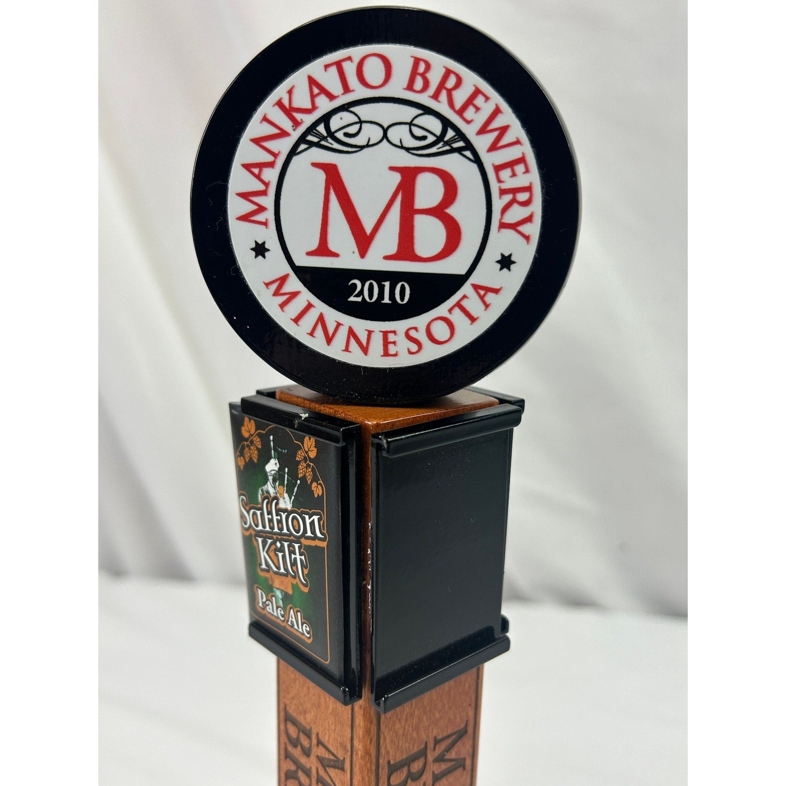 Mankato Brewery Saffron Kilt Pale Ale Beer Tap Handle Minnesota 2010 Wood