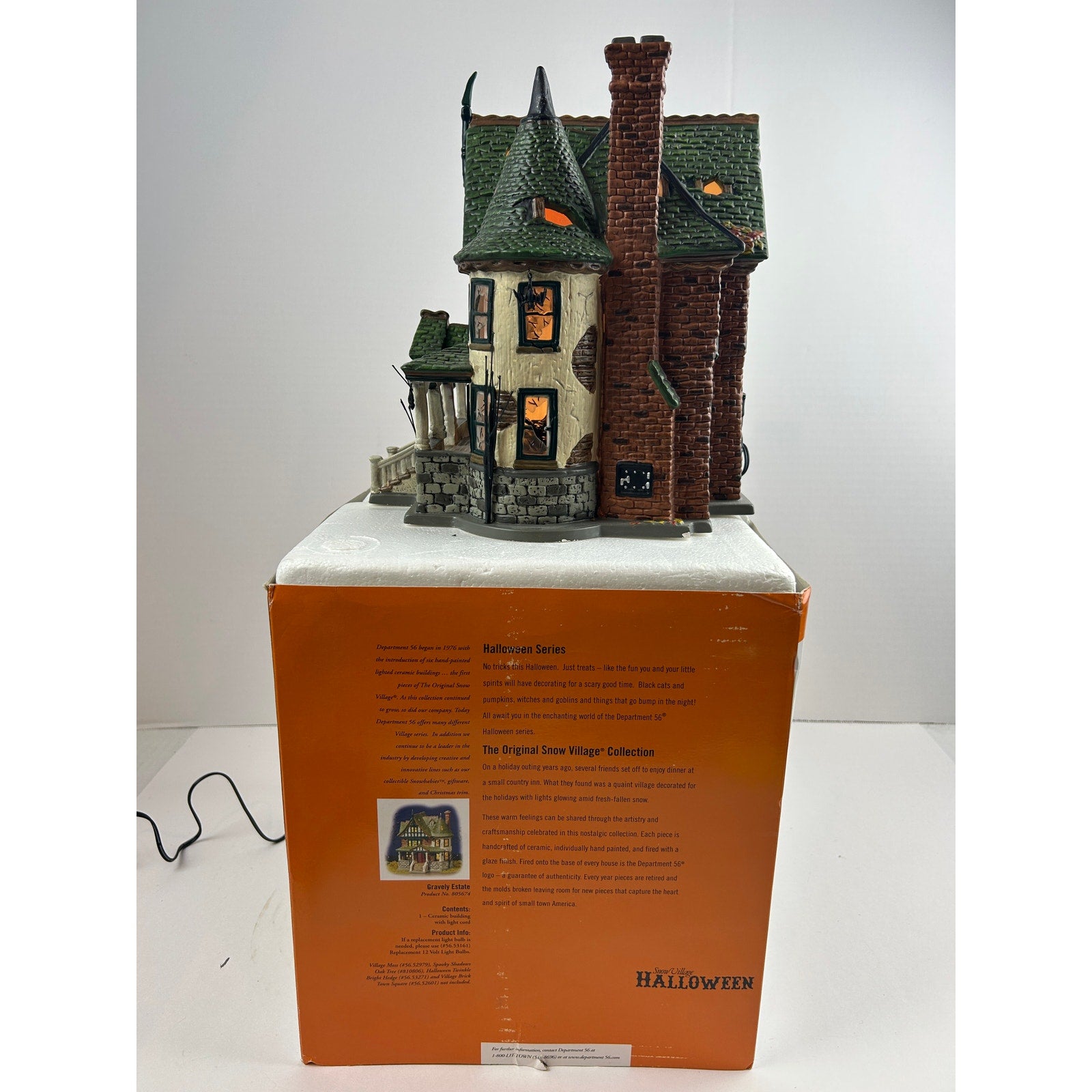 Dept 56 Gravely Estate 805674 Snow Village Halloween Lighted House Retired