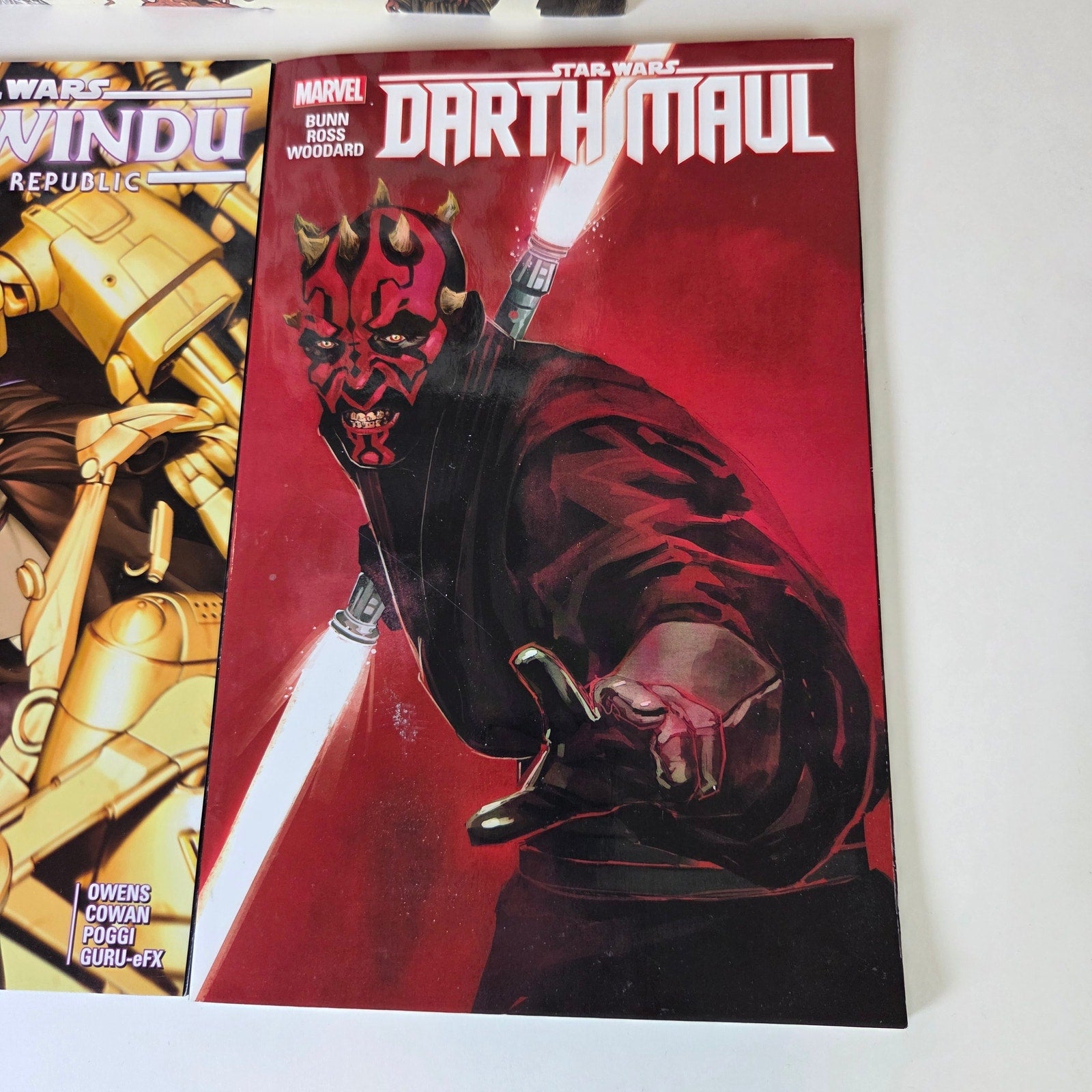 Star Wars Book & Marvel Comic Lot Alien Archive Mace Windu Darth Maul (3)