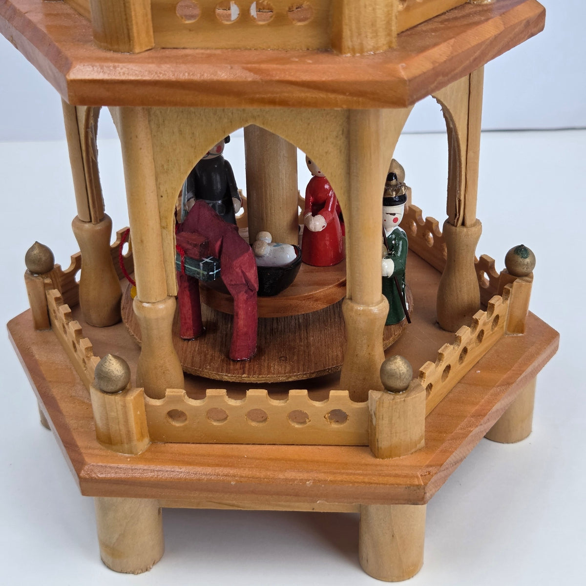 Silvestri Hand Crafted Wood 2 Tier Nativity Christmas Pyramid Box 13" Vintage