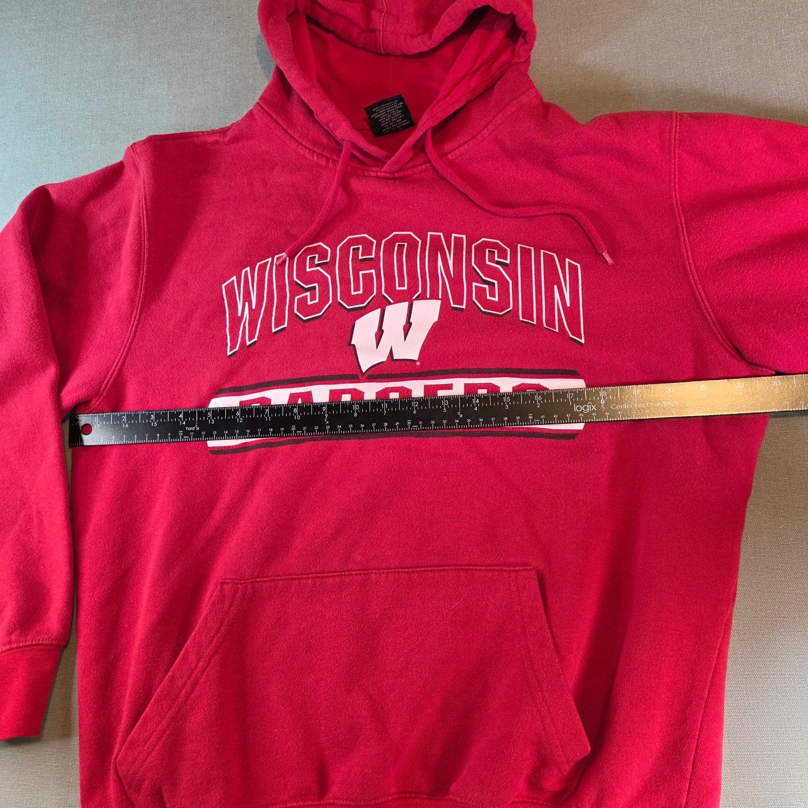 Colosseum Wisconsin Badgers Hoodie Men’s M Red NCAA Sweatshirt
