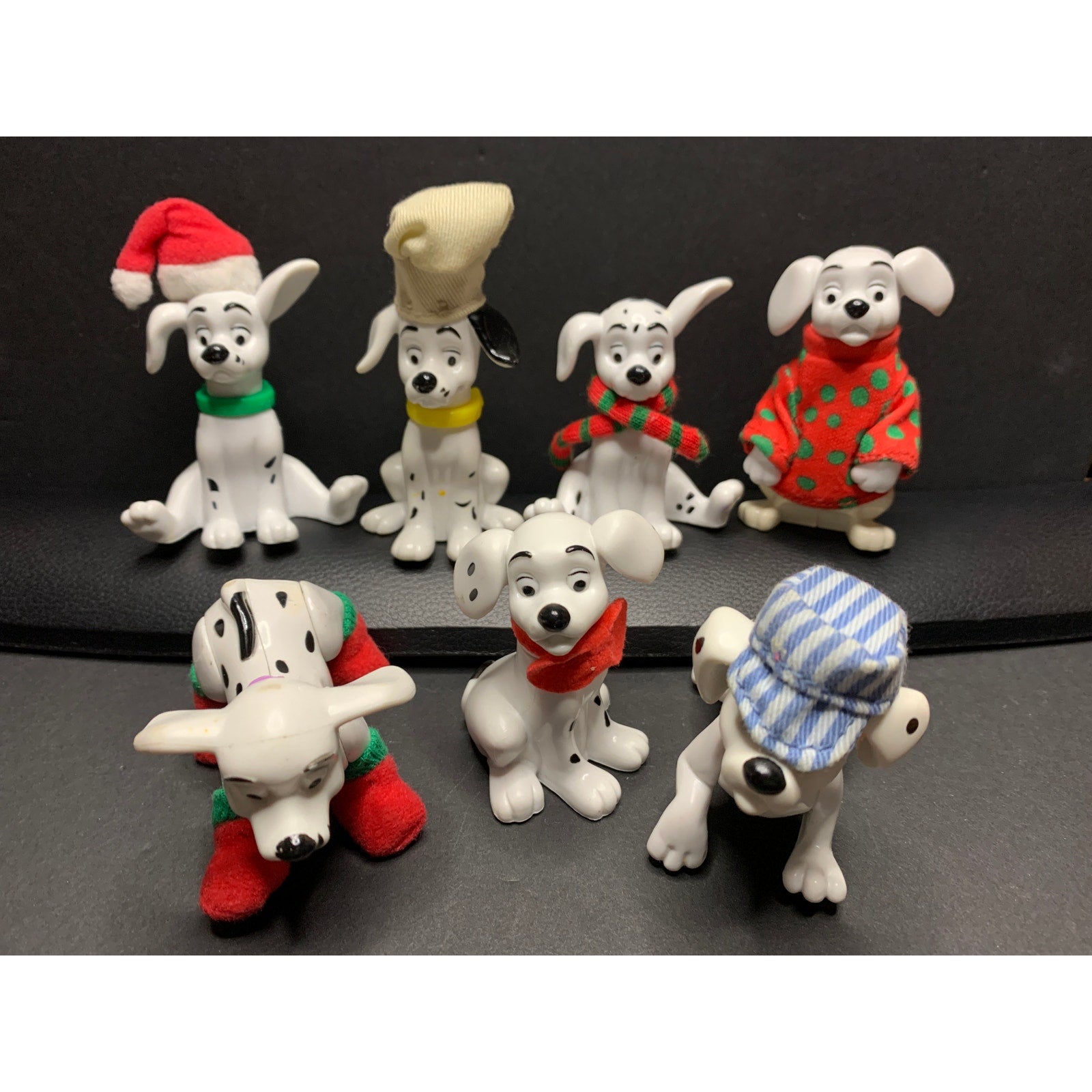 2000 Disney 102 Dalmatians McDonald's Dressed For Holidays Set 7 Puppies