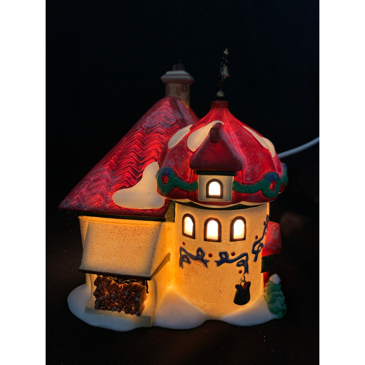 Dept 56 Custom Stitchers 56400 North Pole Elf Land Lighted Building 1998 Box