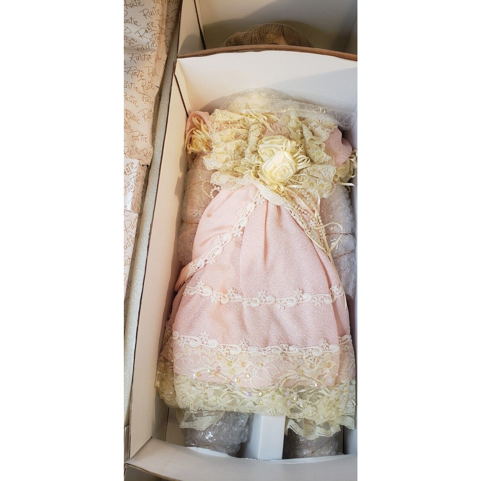 Rustie Monique 29" Porcelain Doll LE 52/1500 Welden Museum COA Hat Boxed Vtg