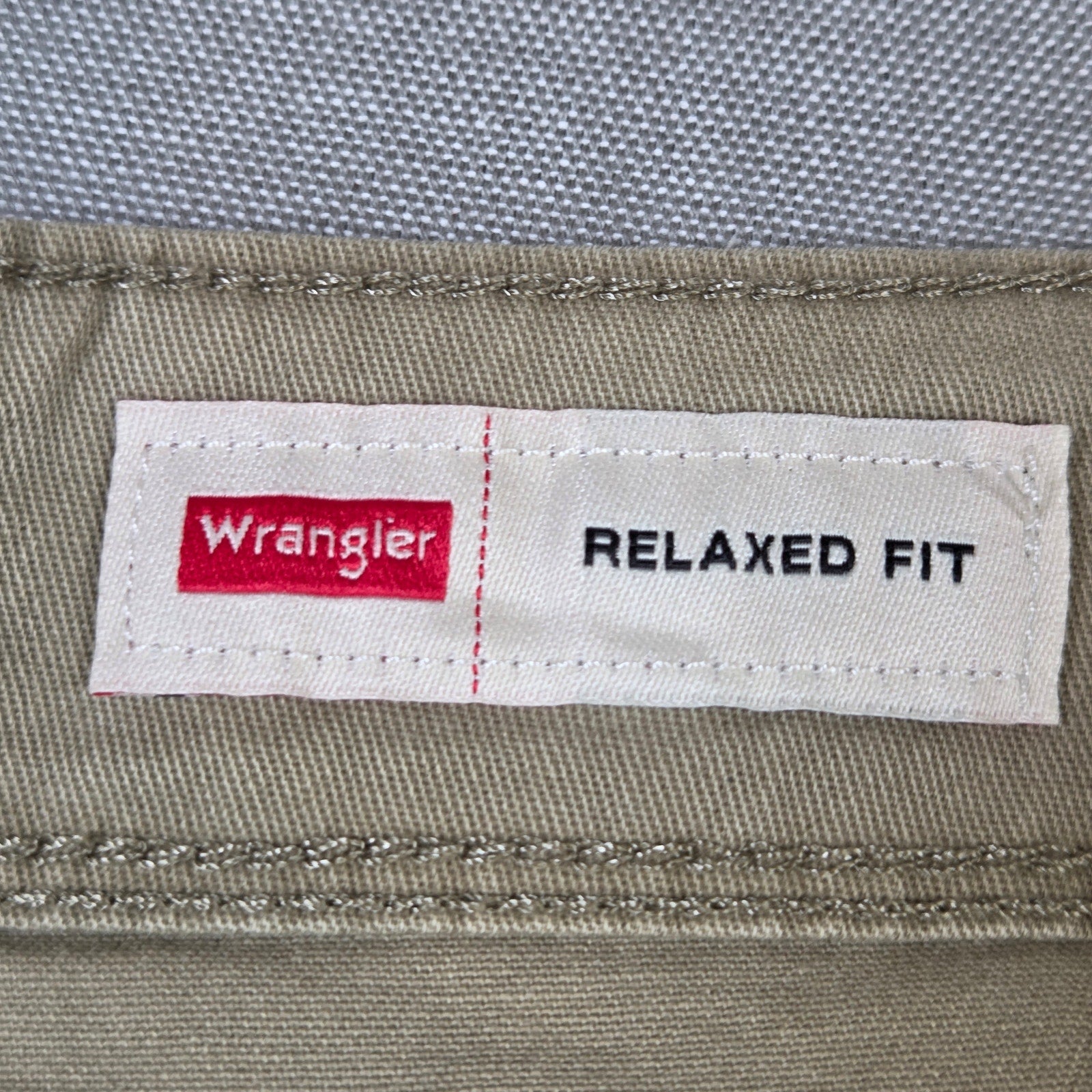 Wrangler Five Star Premium Relaxed Fit Cargo Shorts Khaki 48x10 NWT New