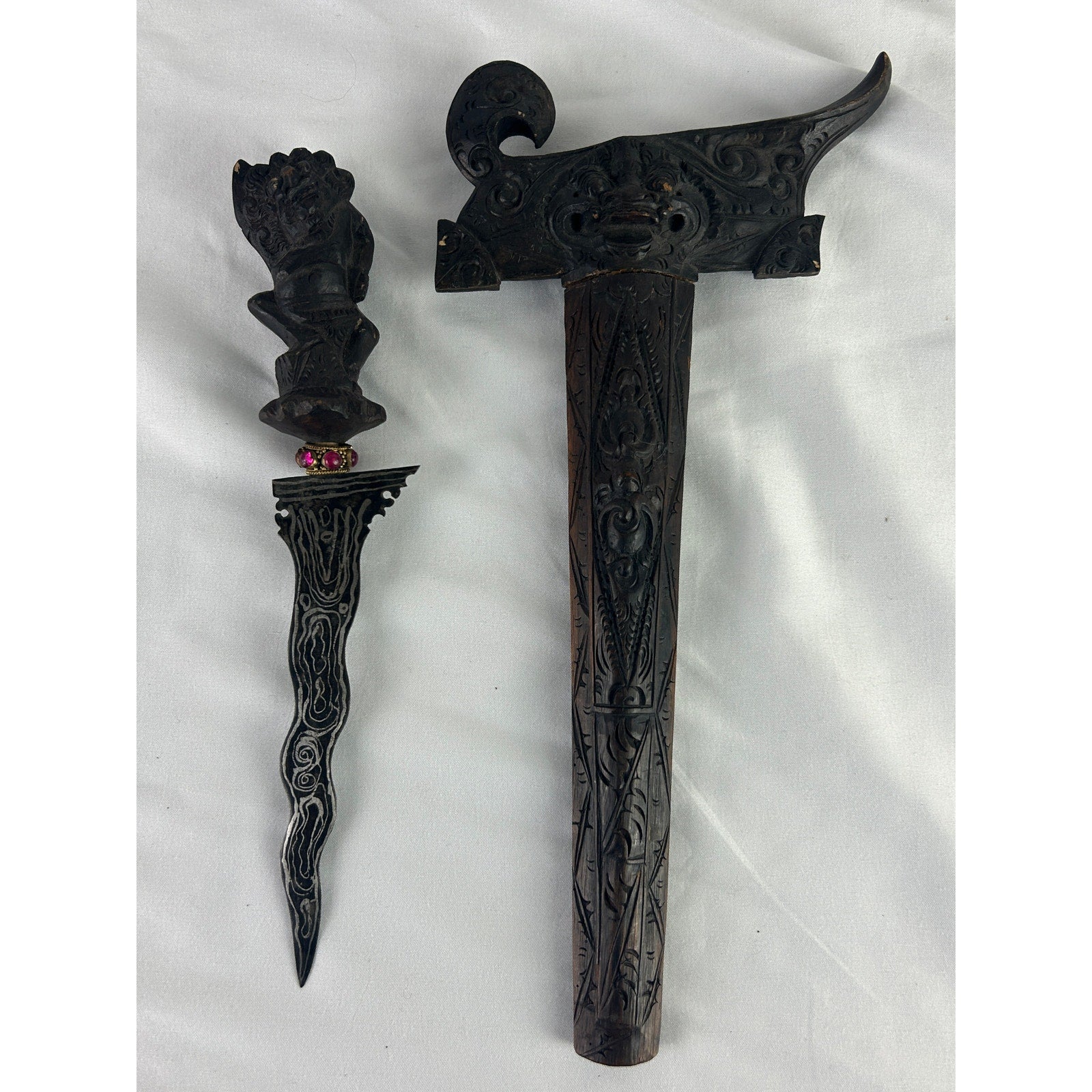 Lot 3 Indonesian Style Kris Keris Daggers Wood Sheaths Display Set