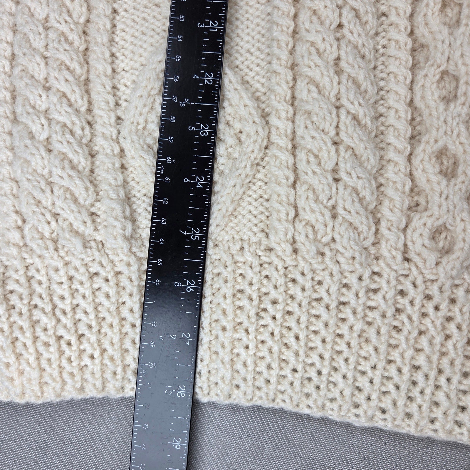 Carrick Fin Irish Aran Fisherman Sweater Wool Hand Knit Donegal XL Cream