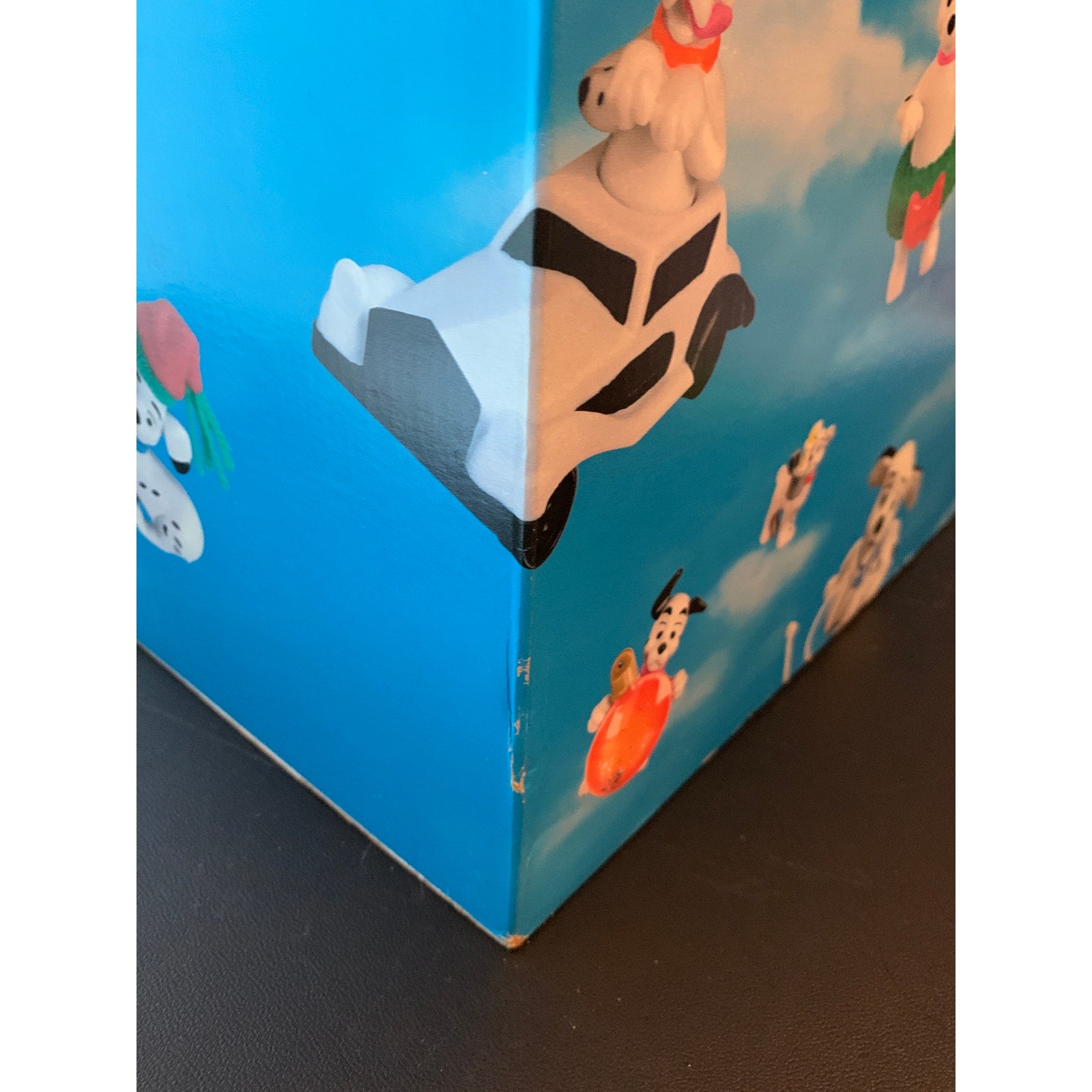 McDonald's Disney 102 Dalmatians Happy Meal Display Case w/ Sealed Toys 2000