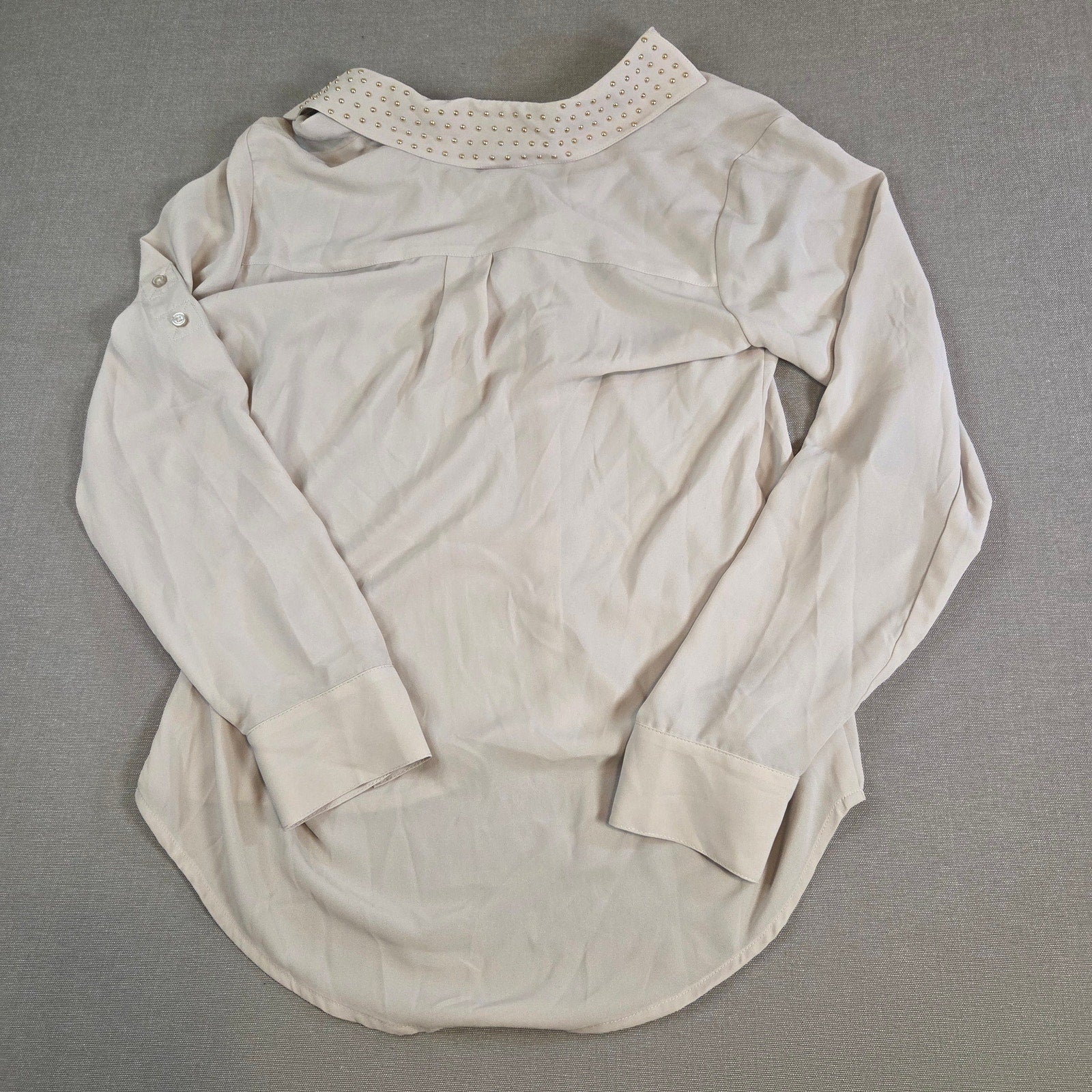 Express Portofino Blouse Women’s Beige Button Front Shirt Size S NWT