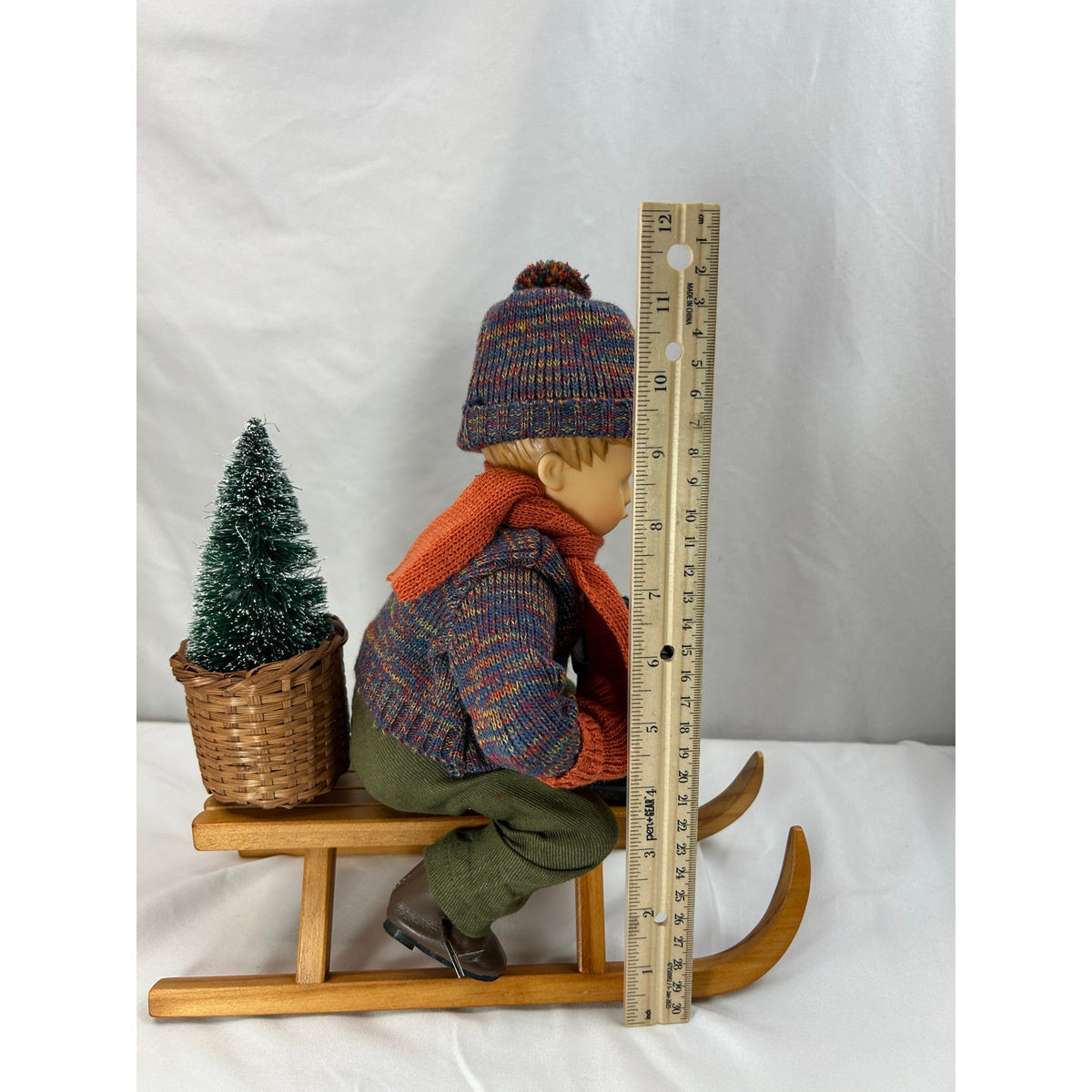 M.I. Hummel Goebel #960 Ride Into Christmas Doll Sled Box 11" Vintage Tree READ