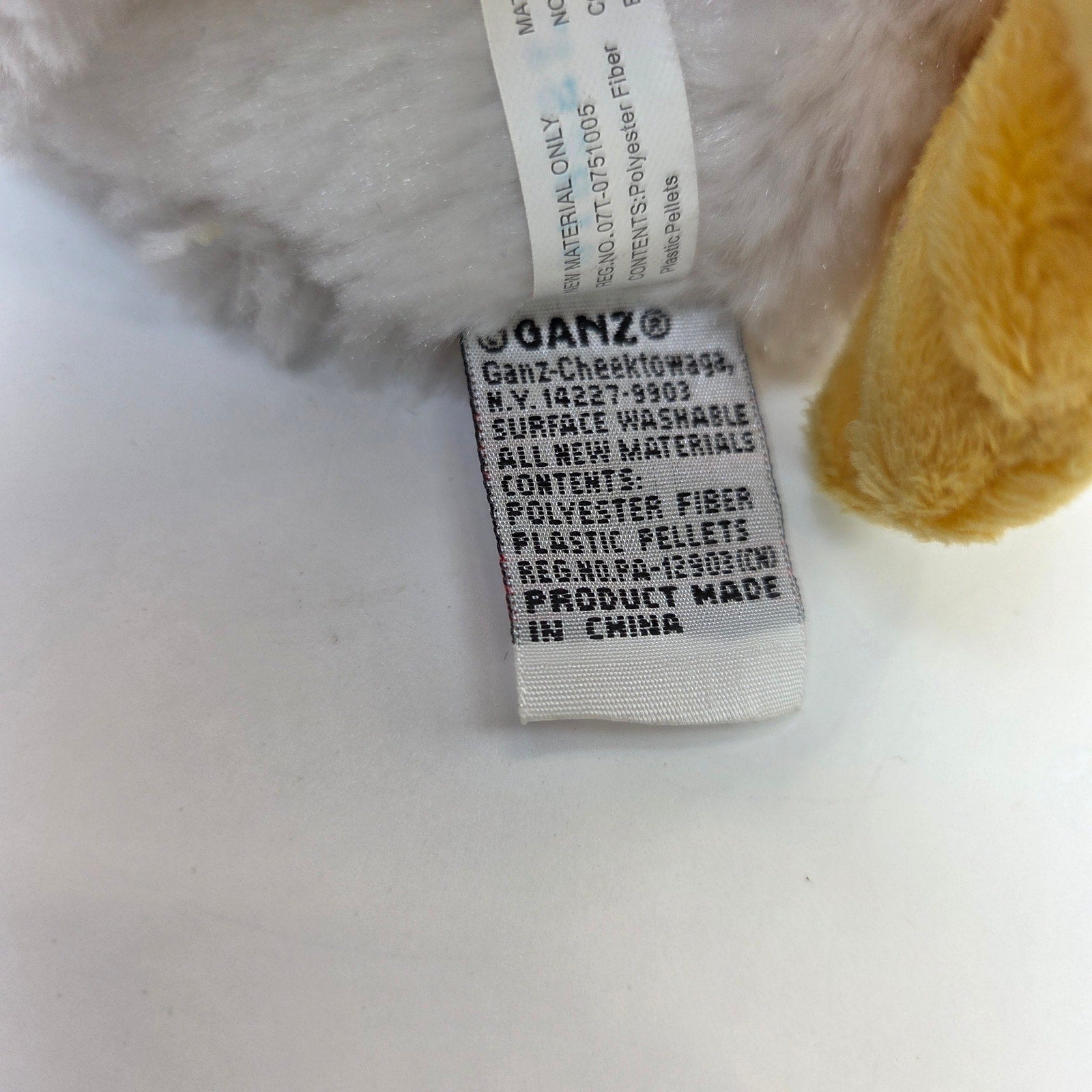 Ganz Plush Duck HM148 White Yellow Stuffed Animal Soft Toy 8 Inch