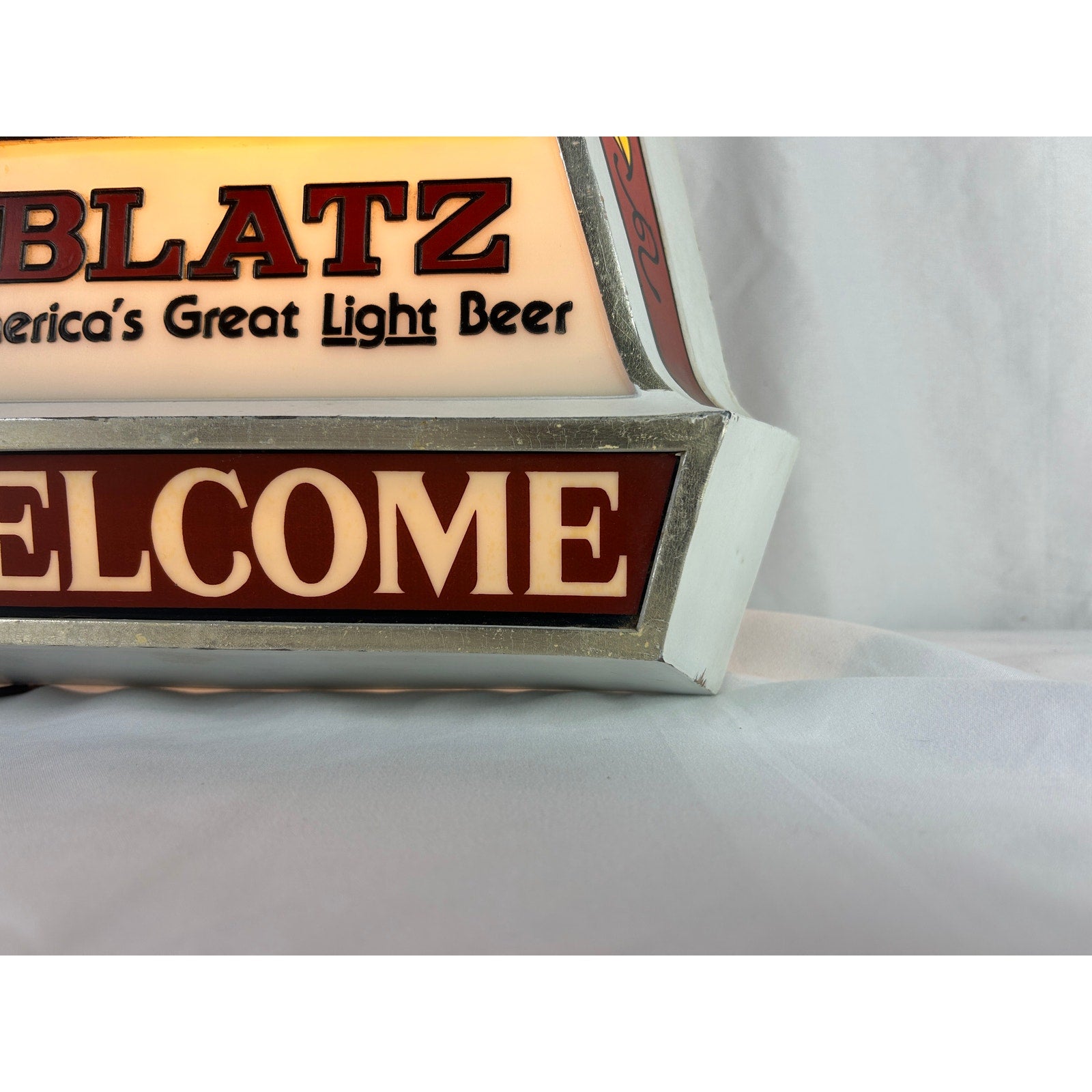 Vintage Blatz Beer Welcome Lighted Wall Sign Embosograph 34in