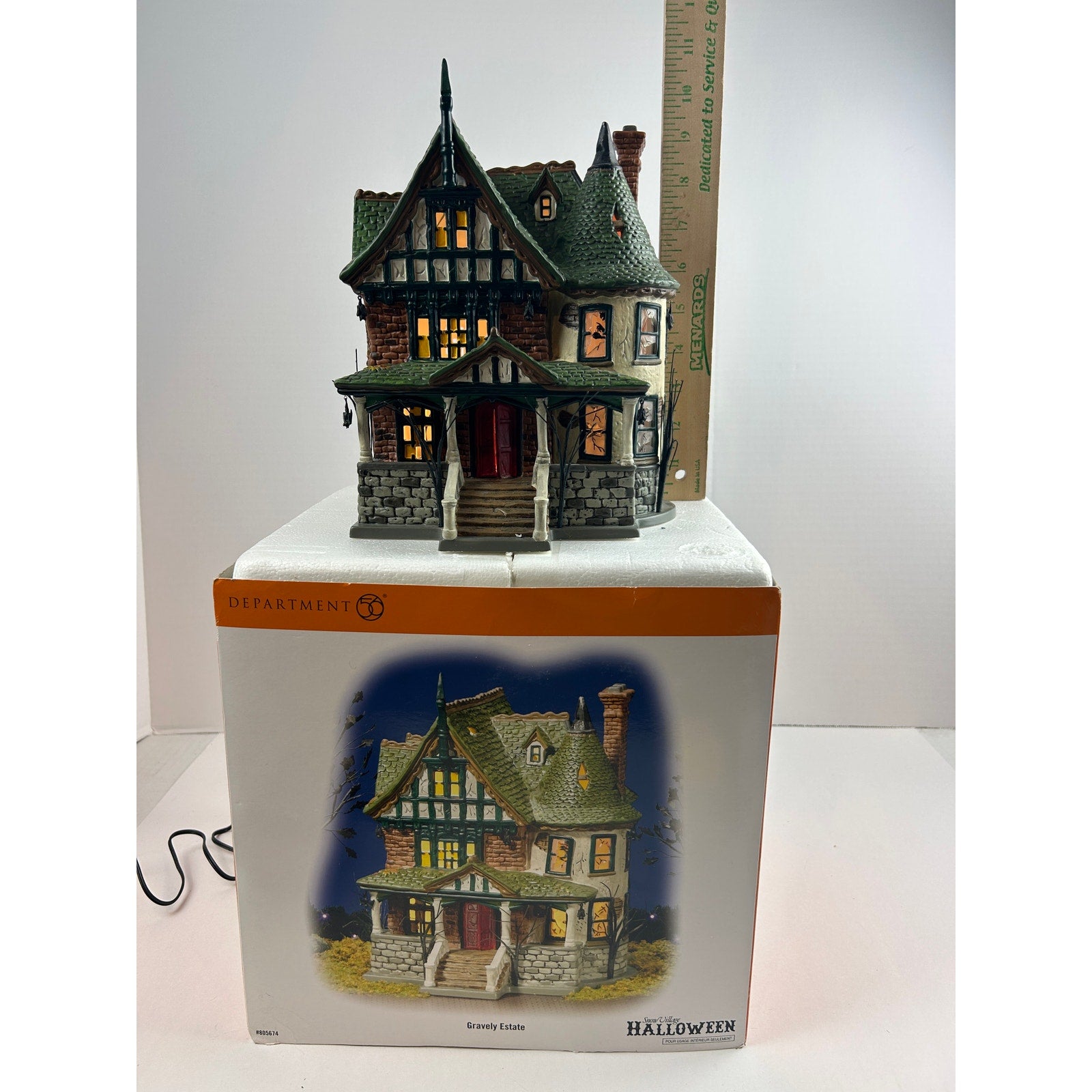 Dept 56 Gravely Estate 805674 Snow Village Halloween Lighted House Retired