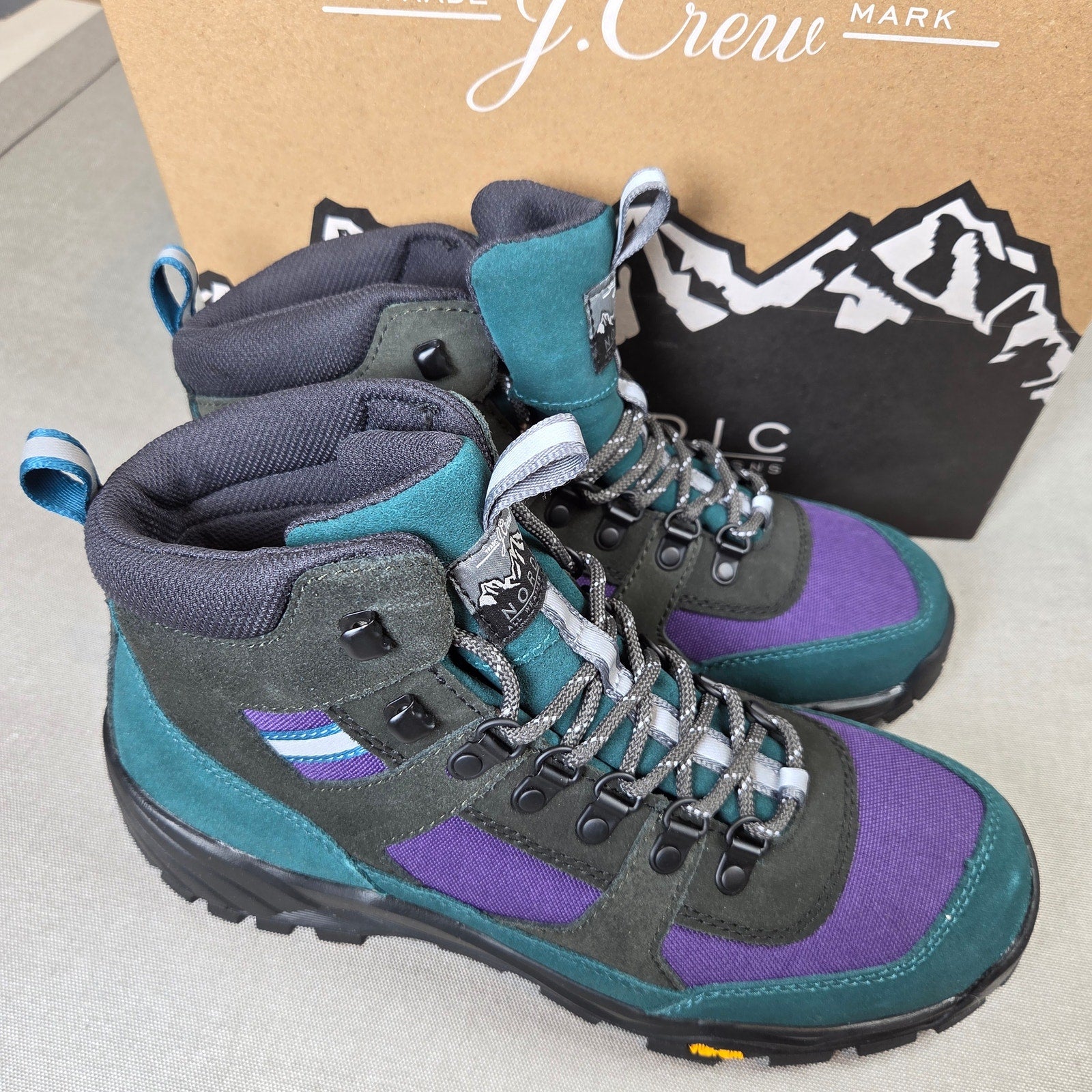 J.Crew Nordic Hiker Boots AZ842 Vibram Purple Multi Size 10 New Box