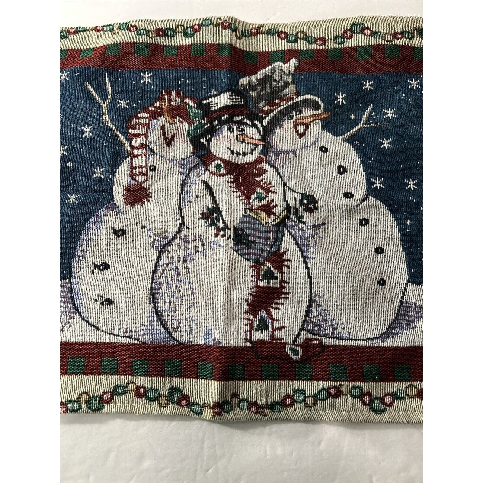 4 Cloth Snowman Themed Placements 18"x13" and a 42"x13" Table Runner