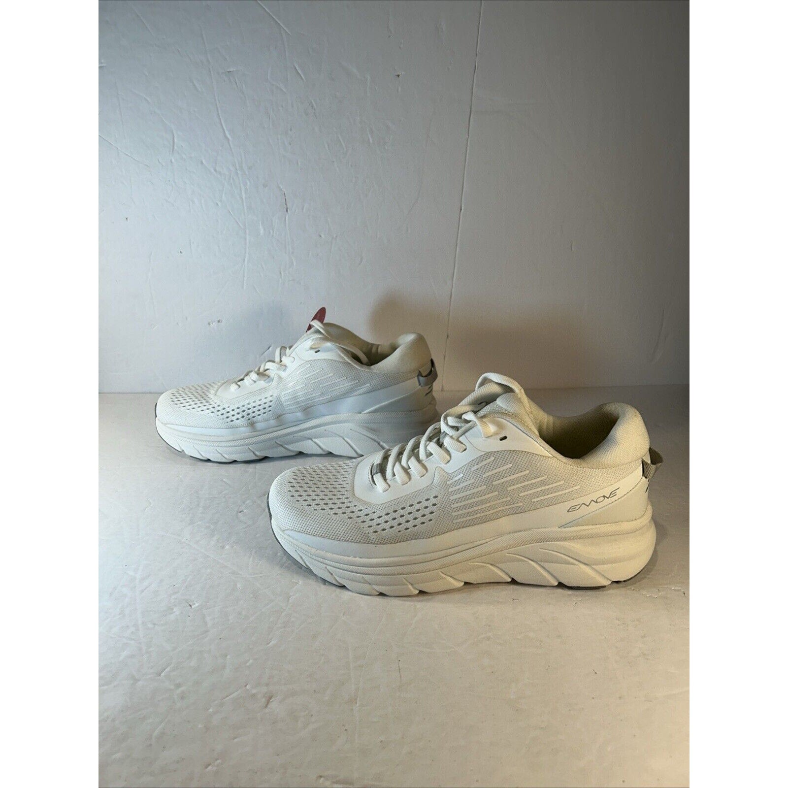 Easy Spirit Mel8 Walking Shoes Women’s Size 10 White Comfort Sneakers NEW