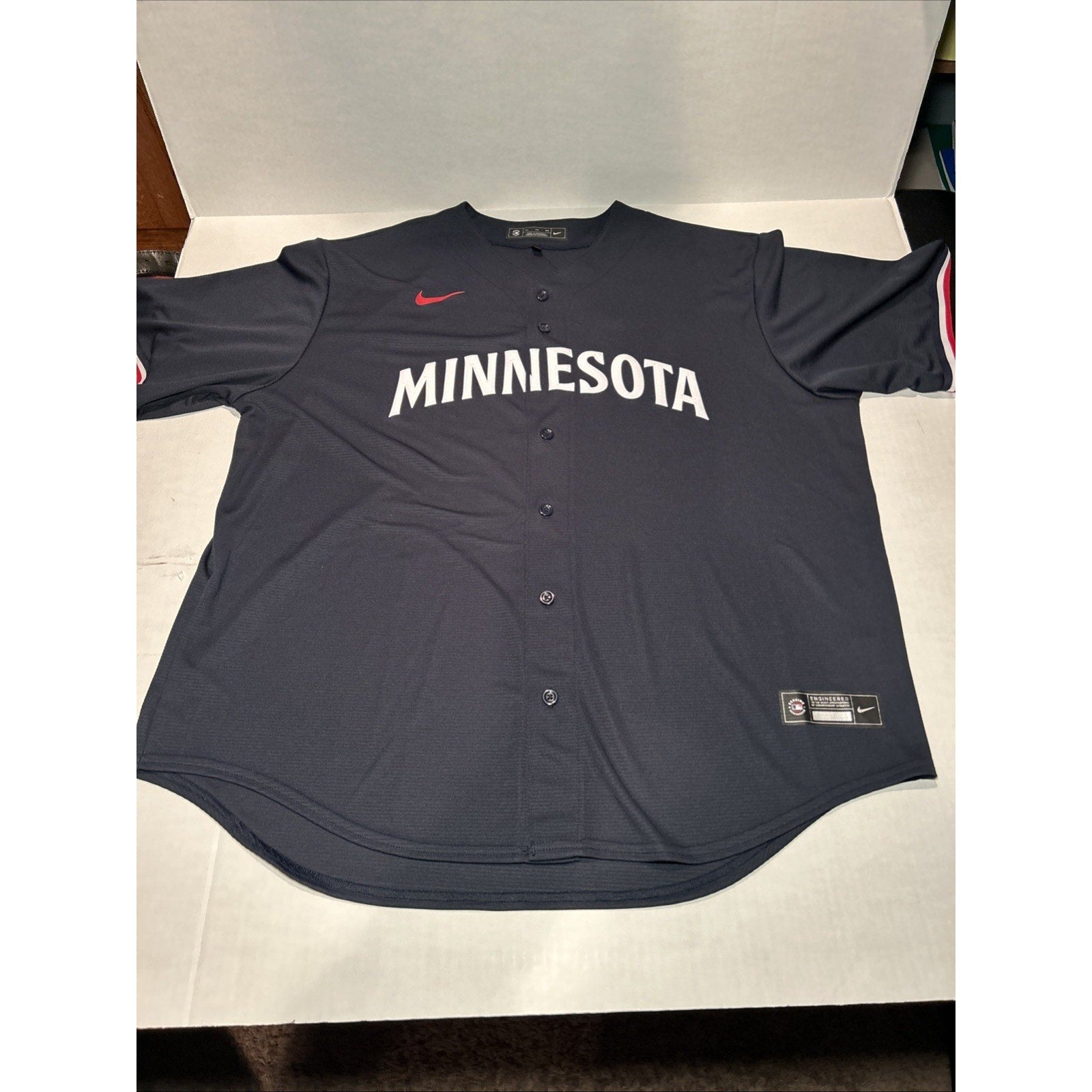 Minnesota Twins Nike Men's Short Sleeved Button Up Navy Blue Jersey XXLarge