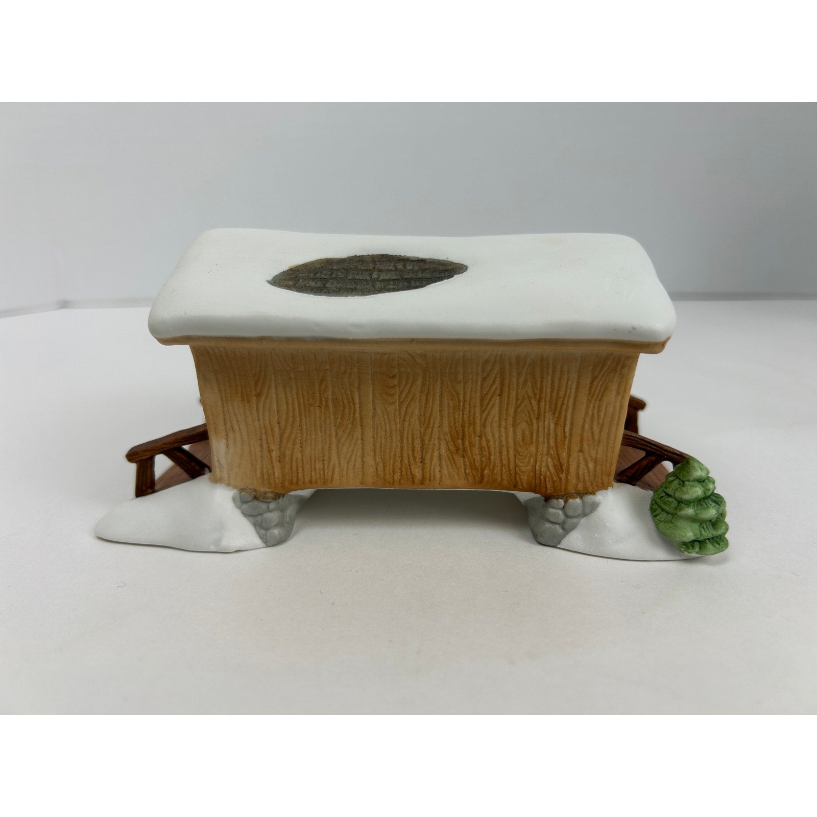 Department 56 One Horse Open Sleigh Covered Wooden Bridge Minuteman lot