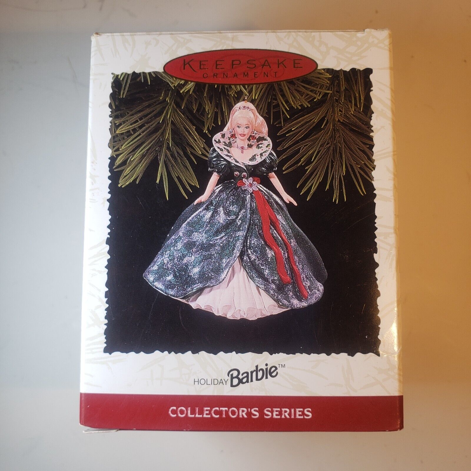 Hallmark Keepsake Ornament Barbie Holiday Collectors Series 1995