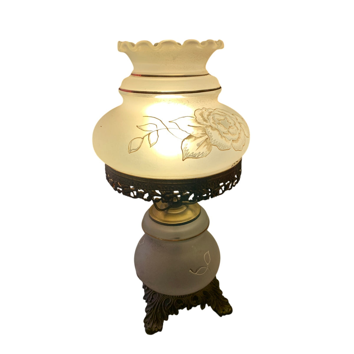 Vintage 1972 E.K. 5040 GWTW 3-Way Frosted Rose Glass Hurricane Parlor Lamp