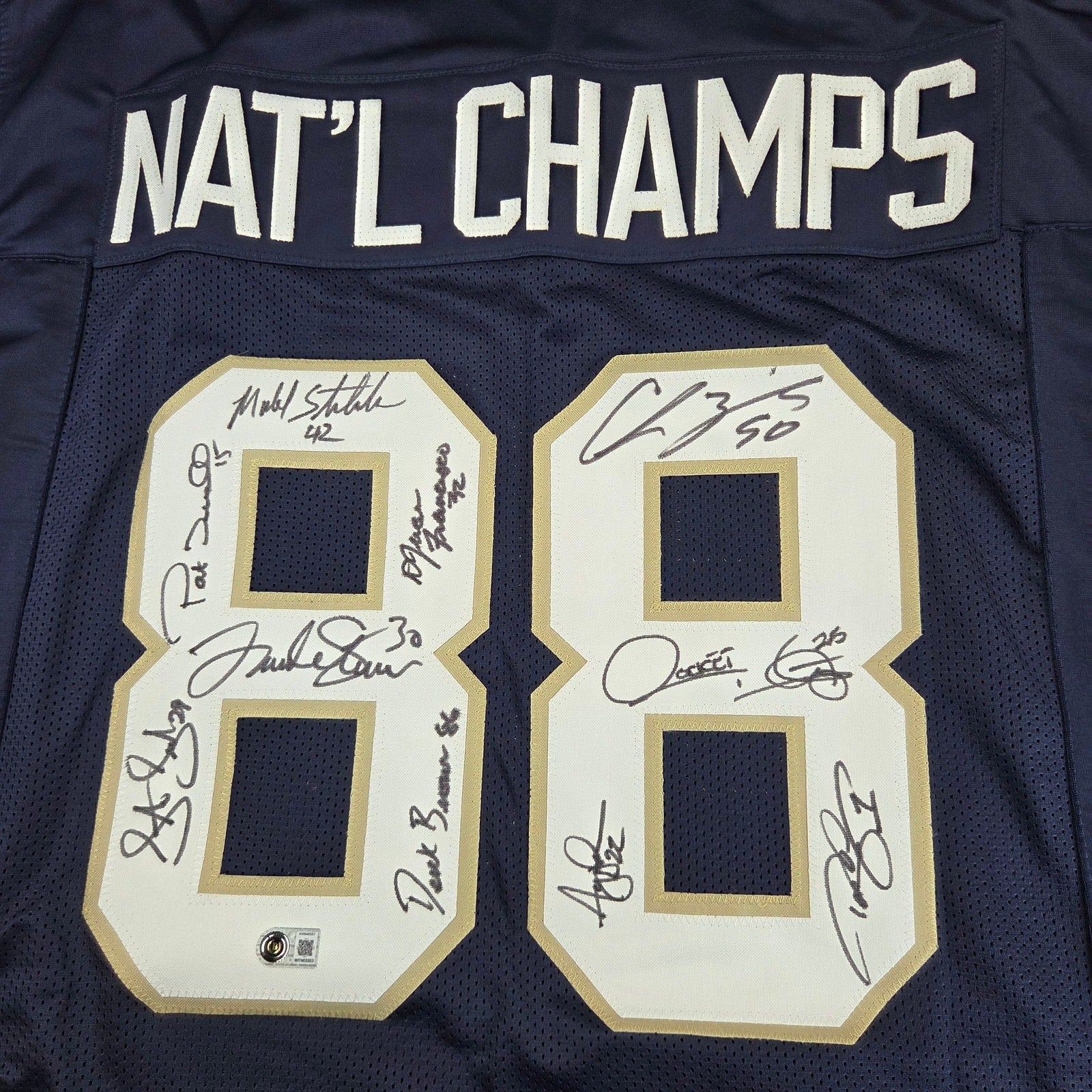 Notre Dame 1988 National Champions Team Signed Jersey 10 Autos BAS Witness
