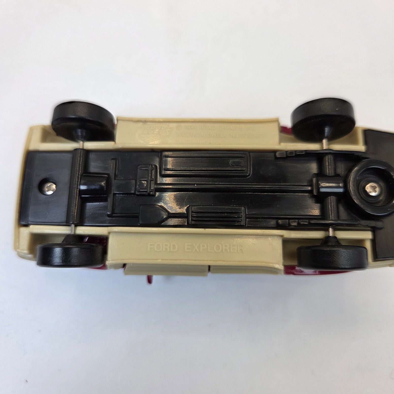 Road Champs Maisto Vintage Diecast Car Lot Ford F100 Explorer VW 1303
