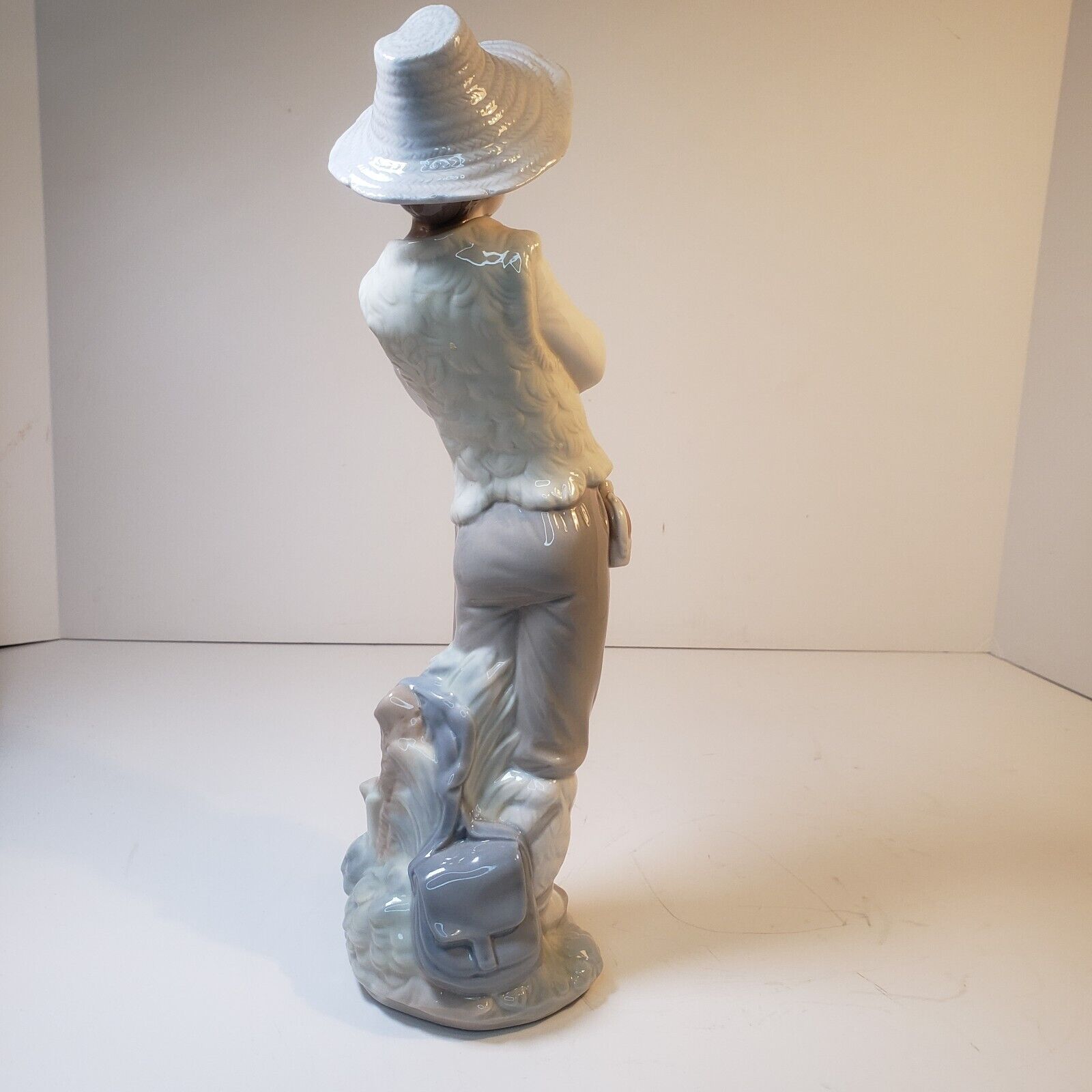NAO by Lladro Boy Holding Bird Figurine Spain Porcelain 1977 12” Tall