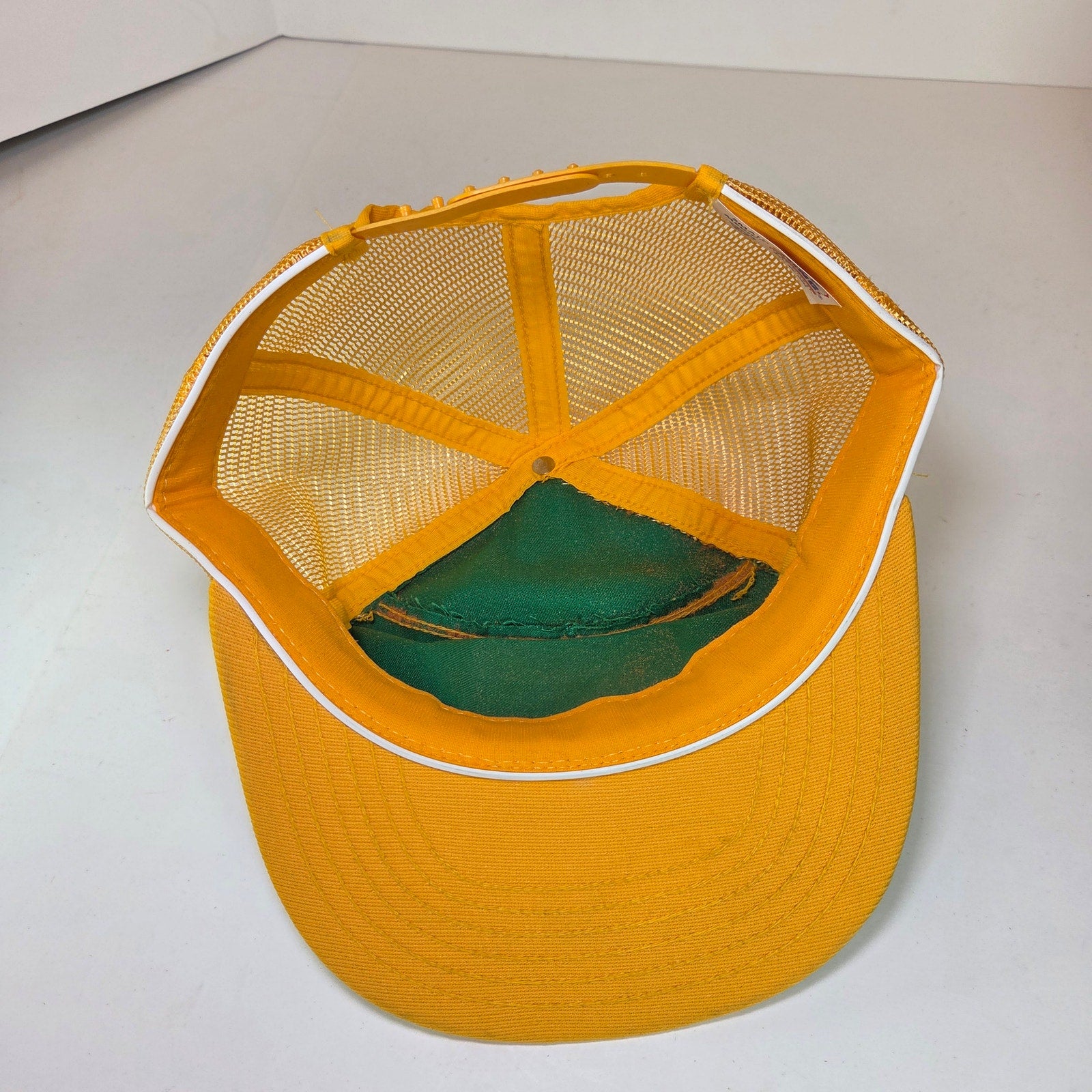Vintage Johnson Reels Trucker Hat Green Yellow Kap King USA Snapback Foam Rot