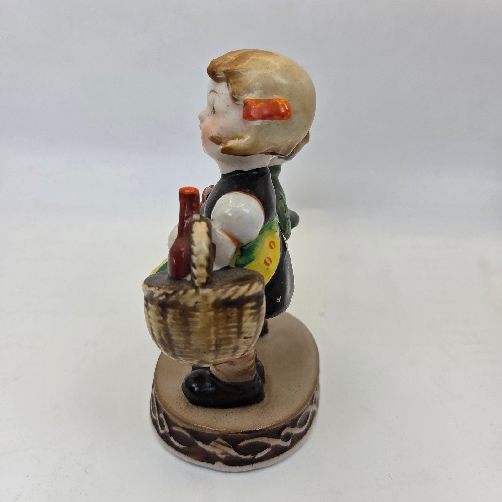 Occupied Japan Boy Girl Couple Figurine Hand Painted Porcelain 4.5in Vintage