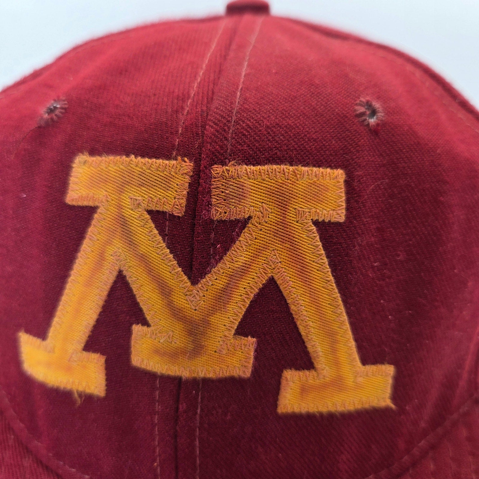 Pro Line Minnesota Golden Gophers Vintage USA Fitted Hat Cap 7 1/4 NCAA